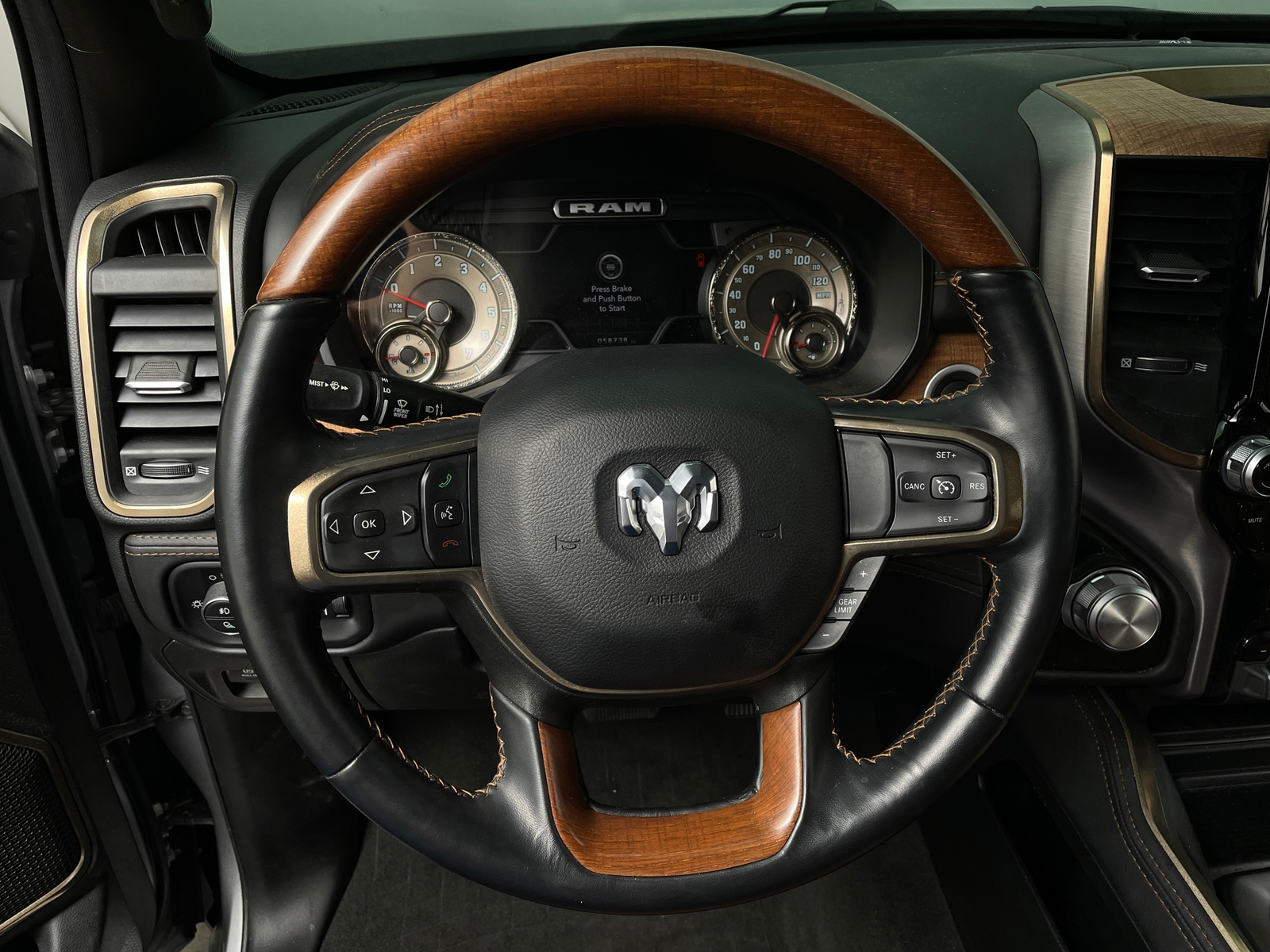 Thumbnail: 2022 RAM 1500 - 4