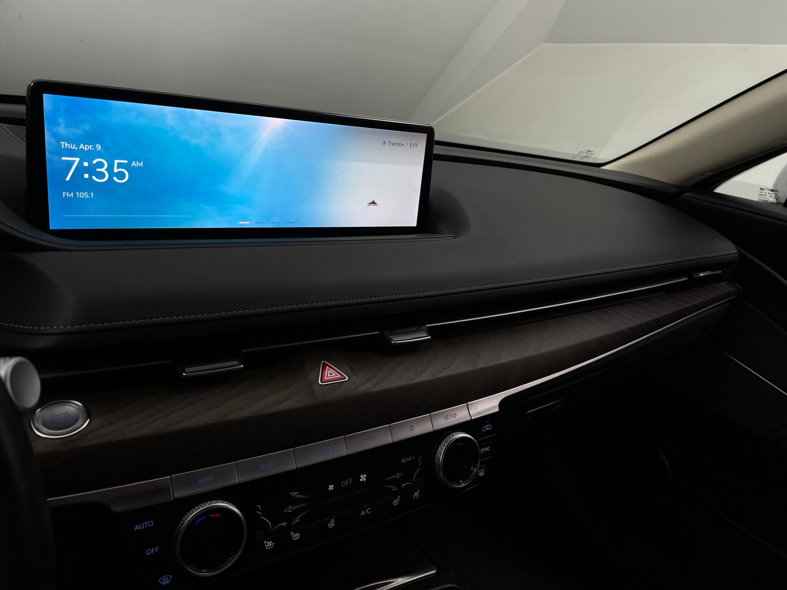 Thumbnail: 2022 Genesis G80 - 3