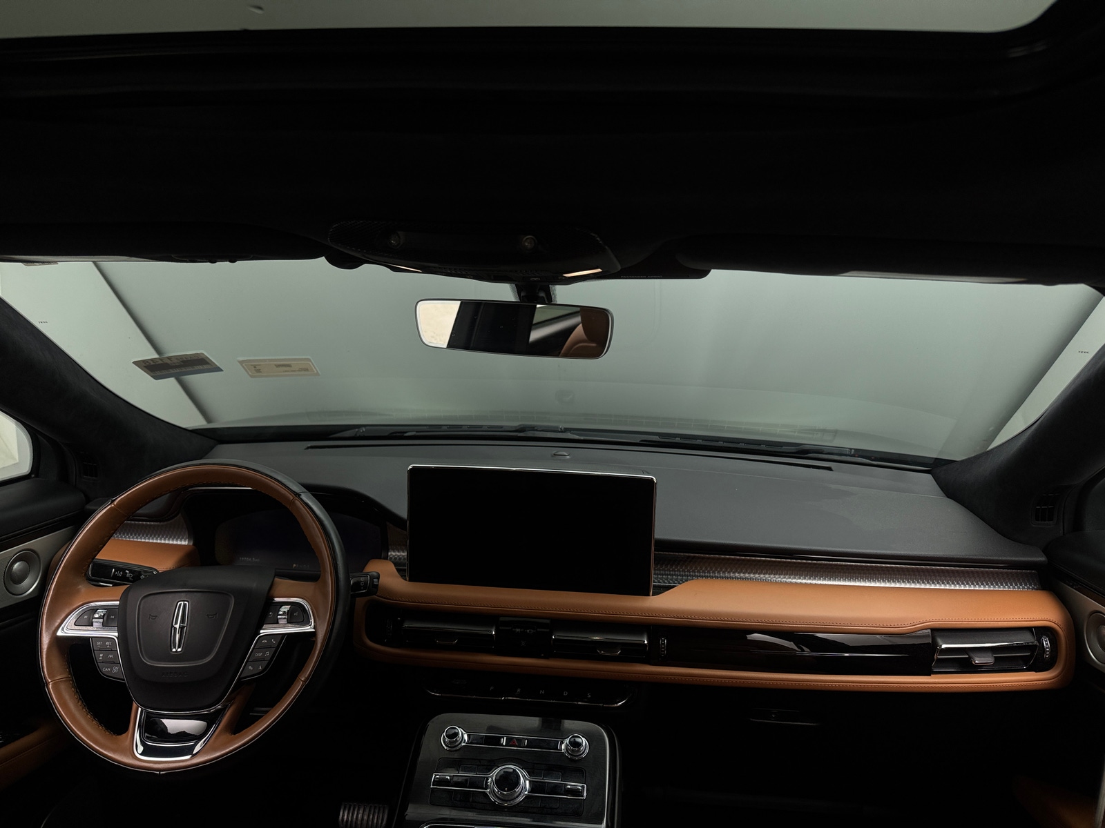 Thumbnail: 2022 Lincoln Nautilus - 2