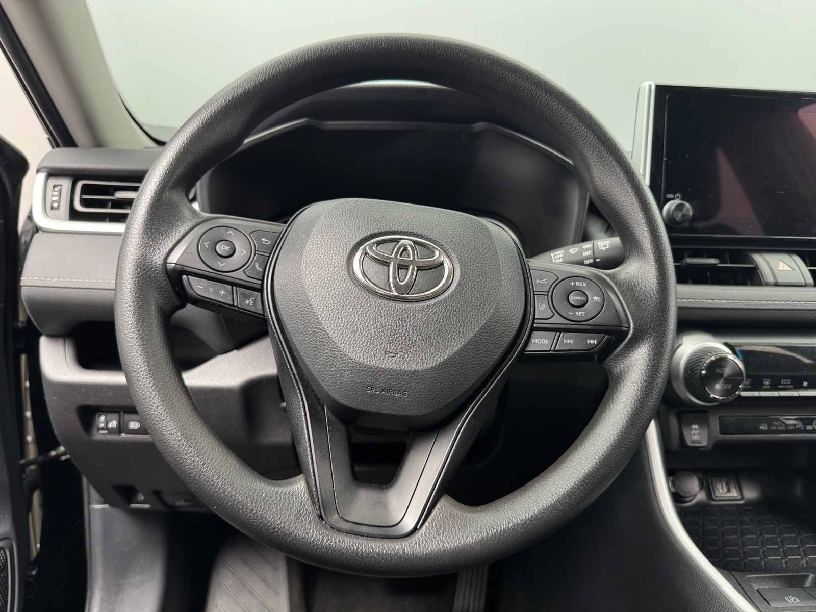 Thumbnail: 2025 Toyota RAV4 - 5