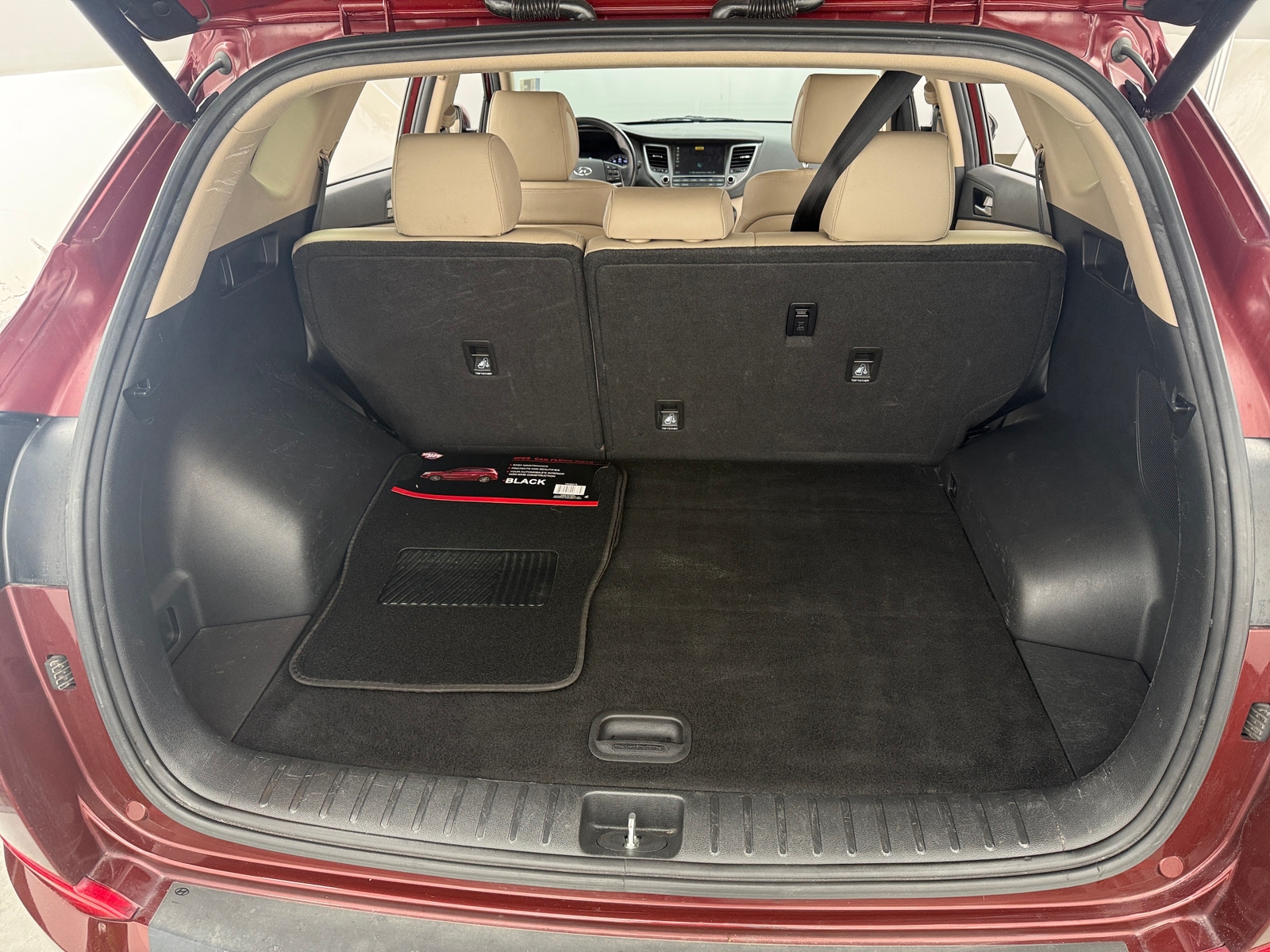 Thumbnail: 2016 Hyundai Tucson - 6