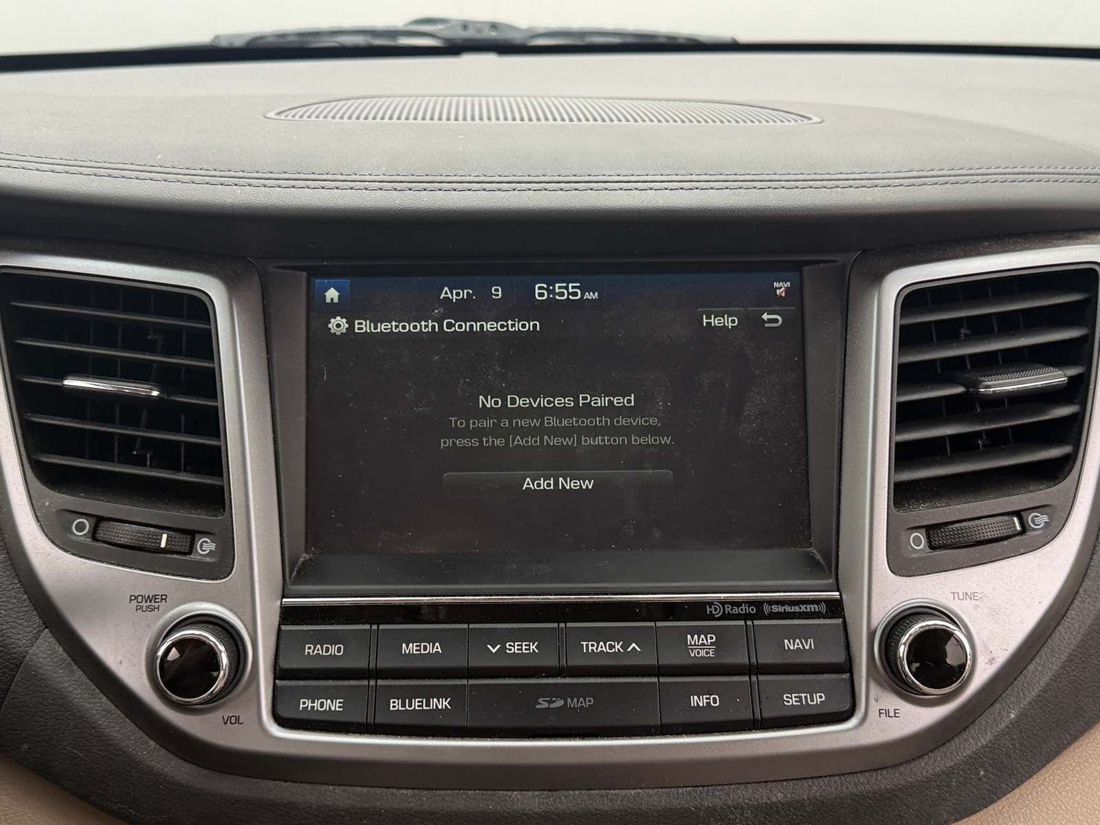 Thumbnail: 2016 Hyundai Tucson - 3