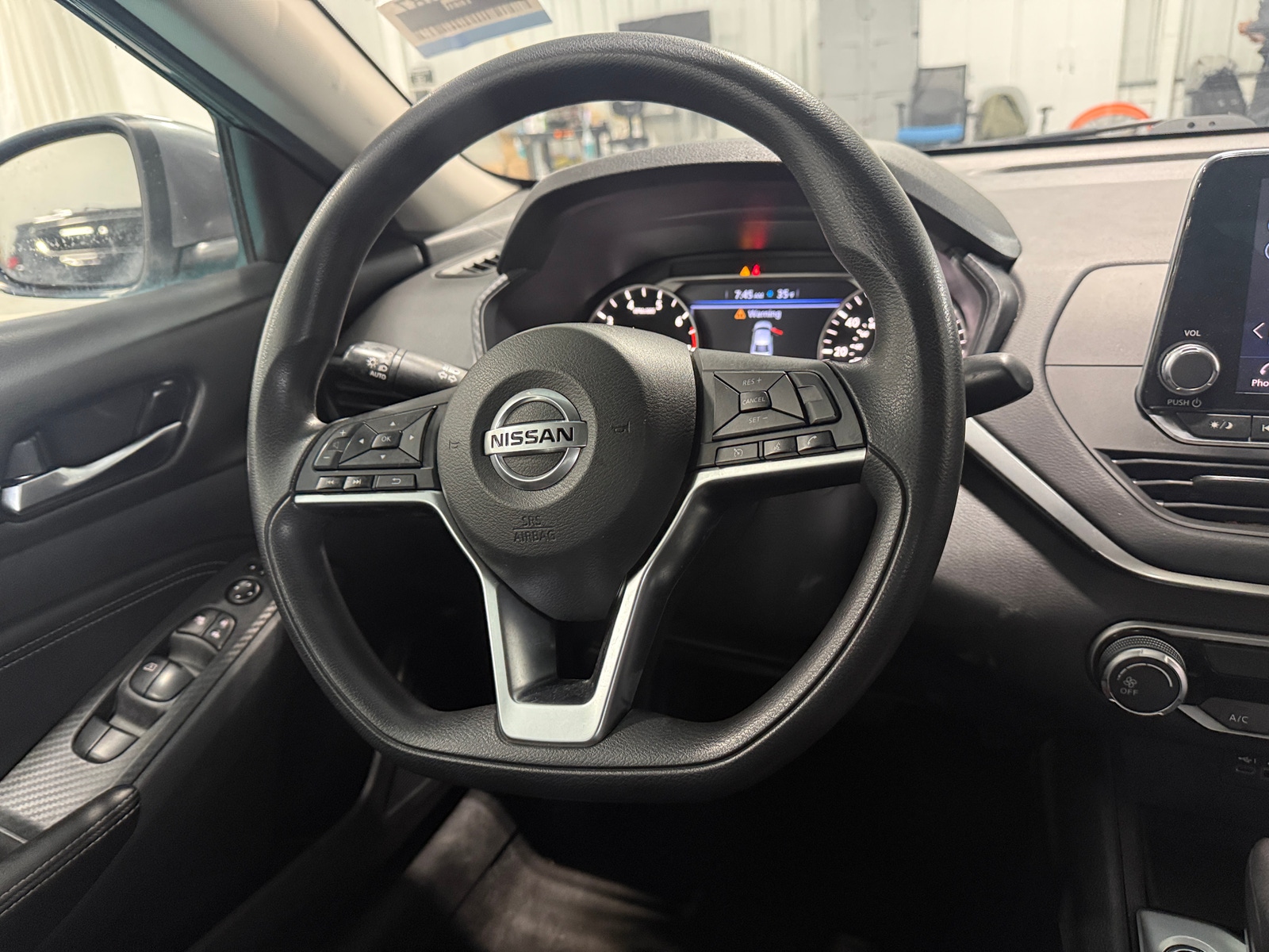 Thumbnail: 2019 Nissan Altima - 5