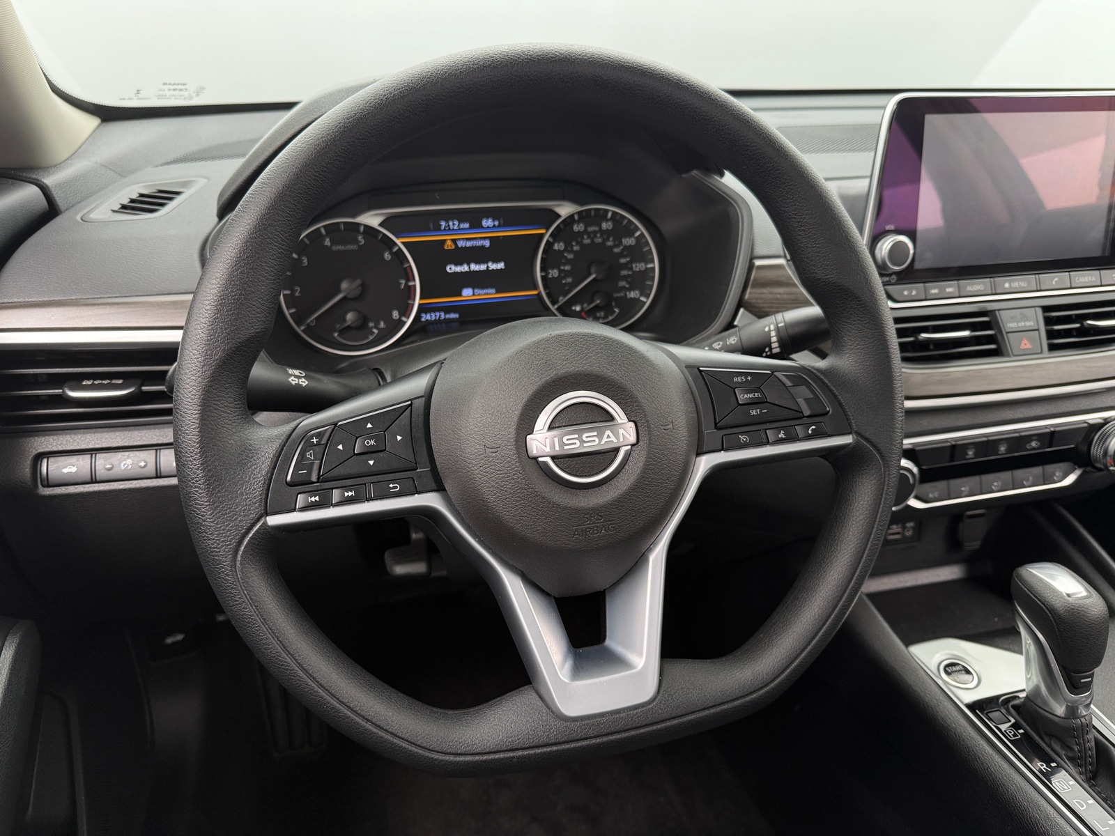 Thumbnail: 2025 Nissan Altima - 5