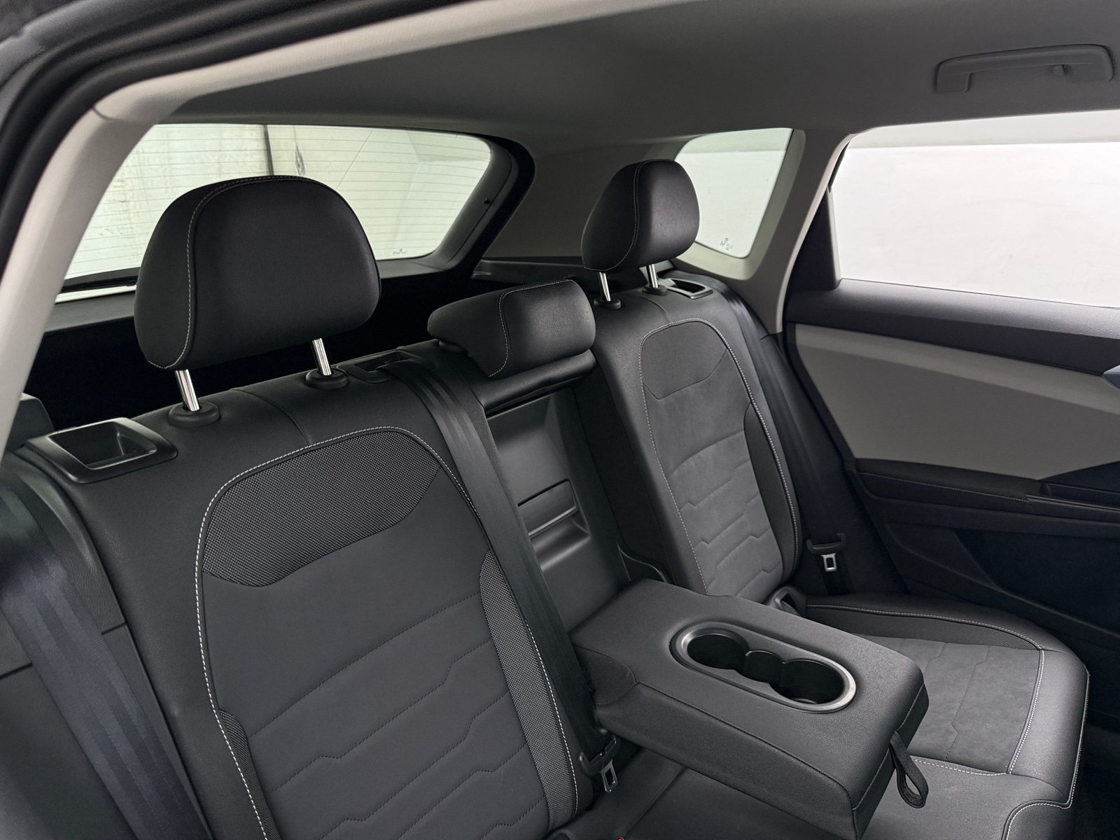 Thumbnail: 2025 Volkswagen Taos - 6