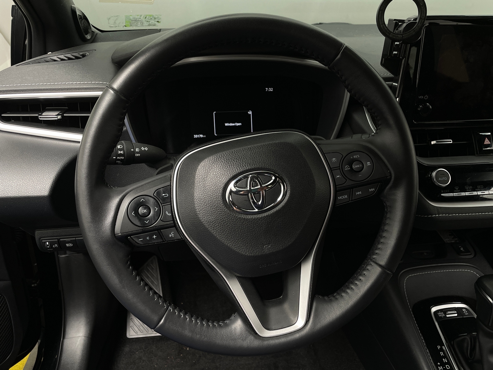 Thumbnail: 2025 Toyota Corolla - 4