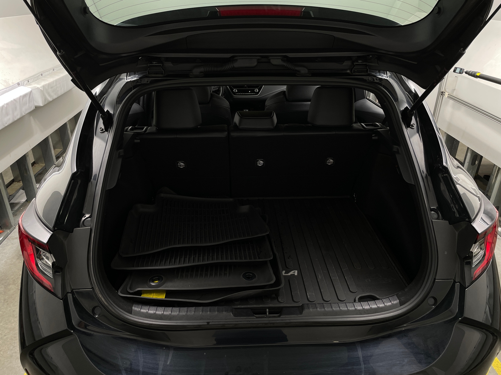 Thumbnail: 2025 Toyota Corolla - 6