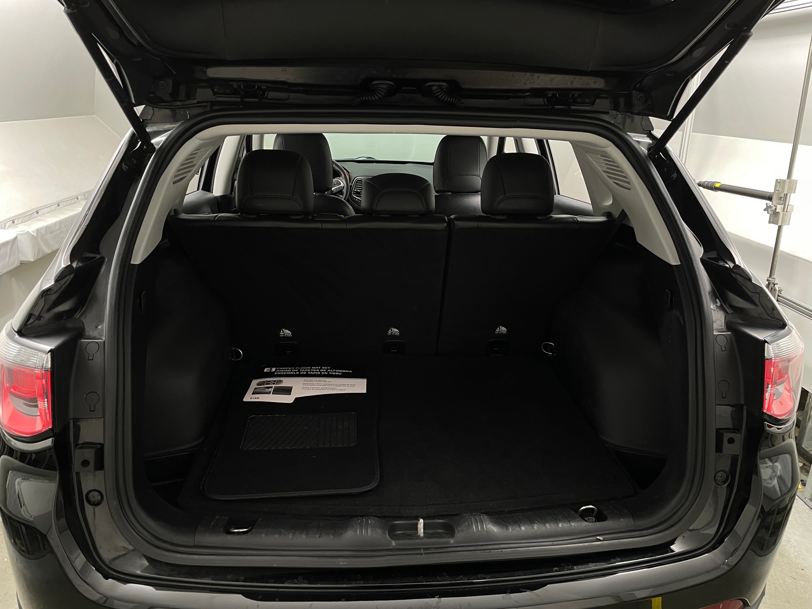 Thumbnail: 2018 Jeep Compass - 6