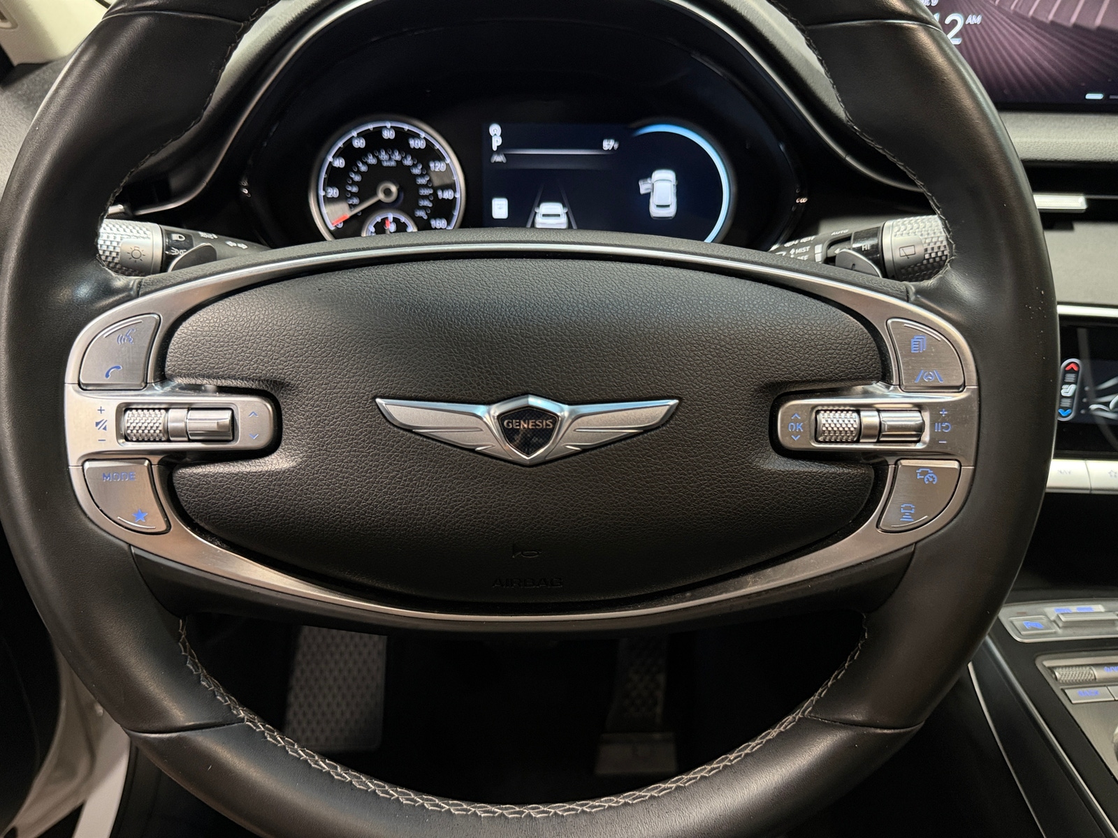 Thumbnail: 2022 Genesis GV70 - 4