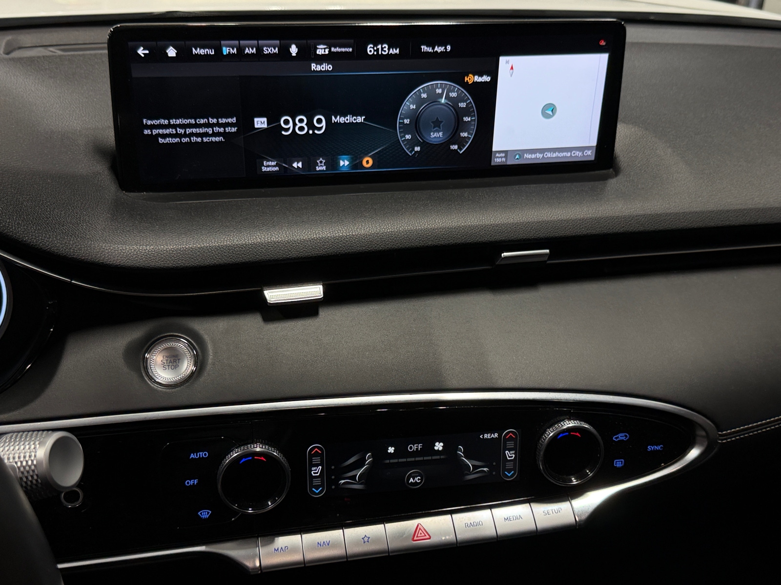 Thumbnail: 2022 Genesis GV70 - 3