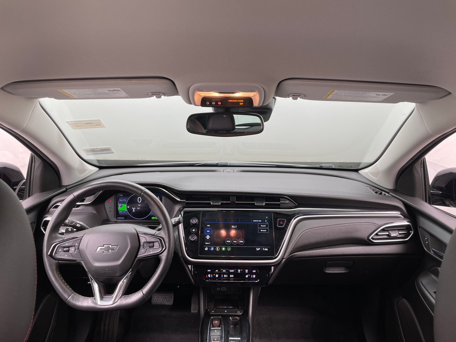 Thumbnail: 2023 Chevrolet Bolt EUV - 2