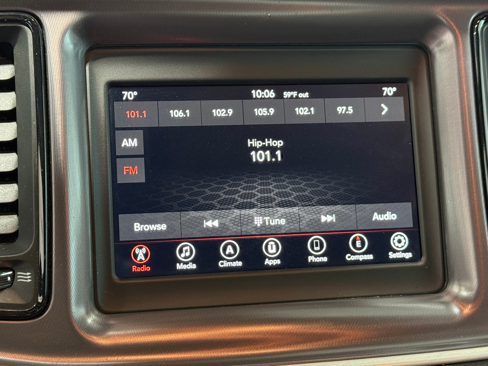 Thumbnail: 2020 Dodge Challenger - 3