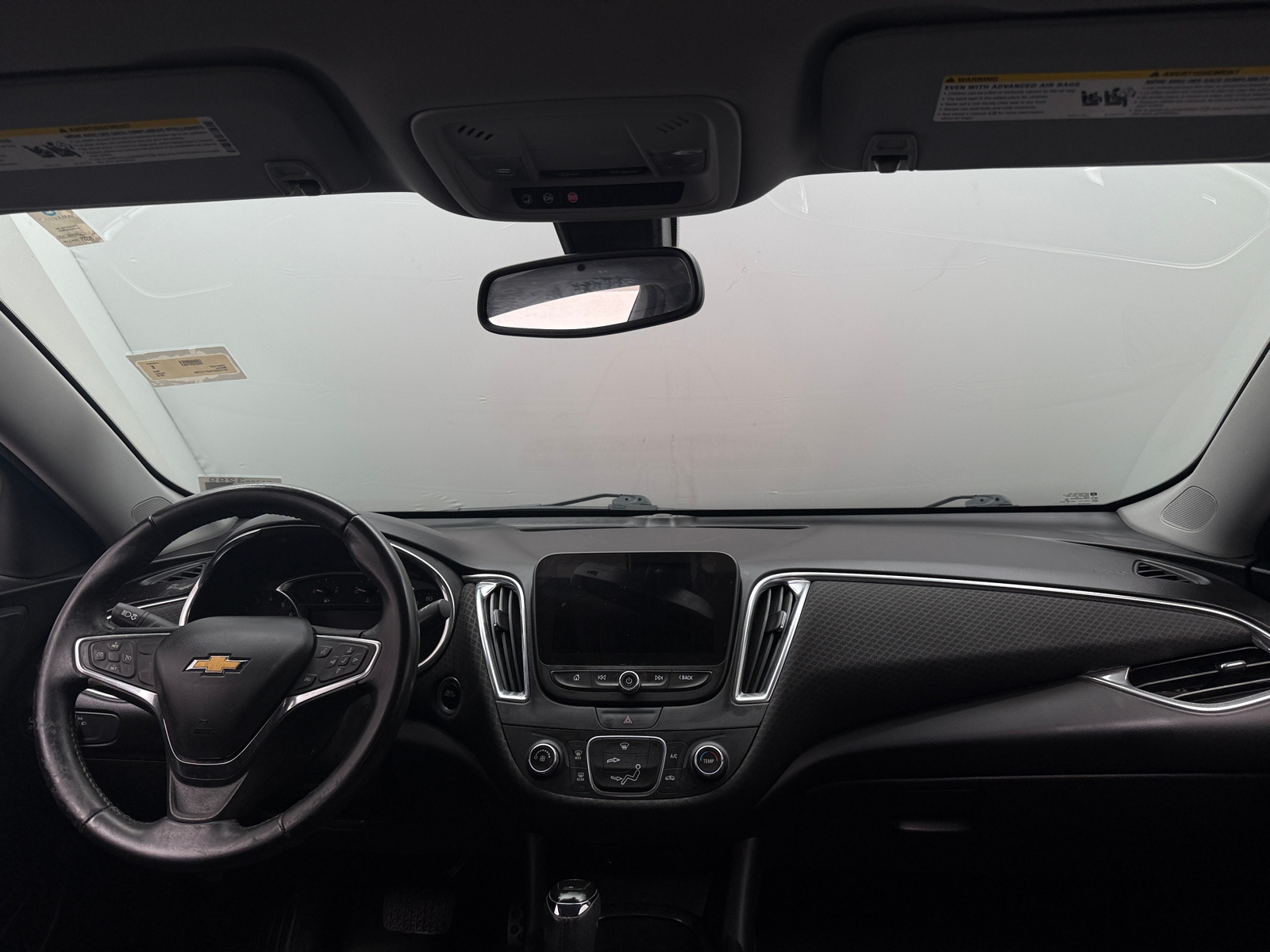 Thumbnail: 2018 Chevrolet Malibu - 3