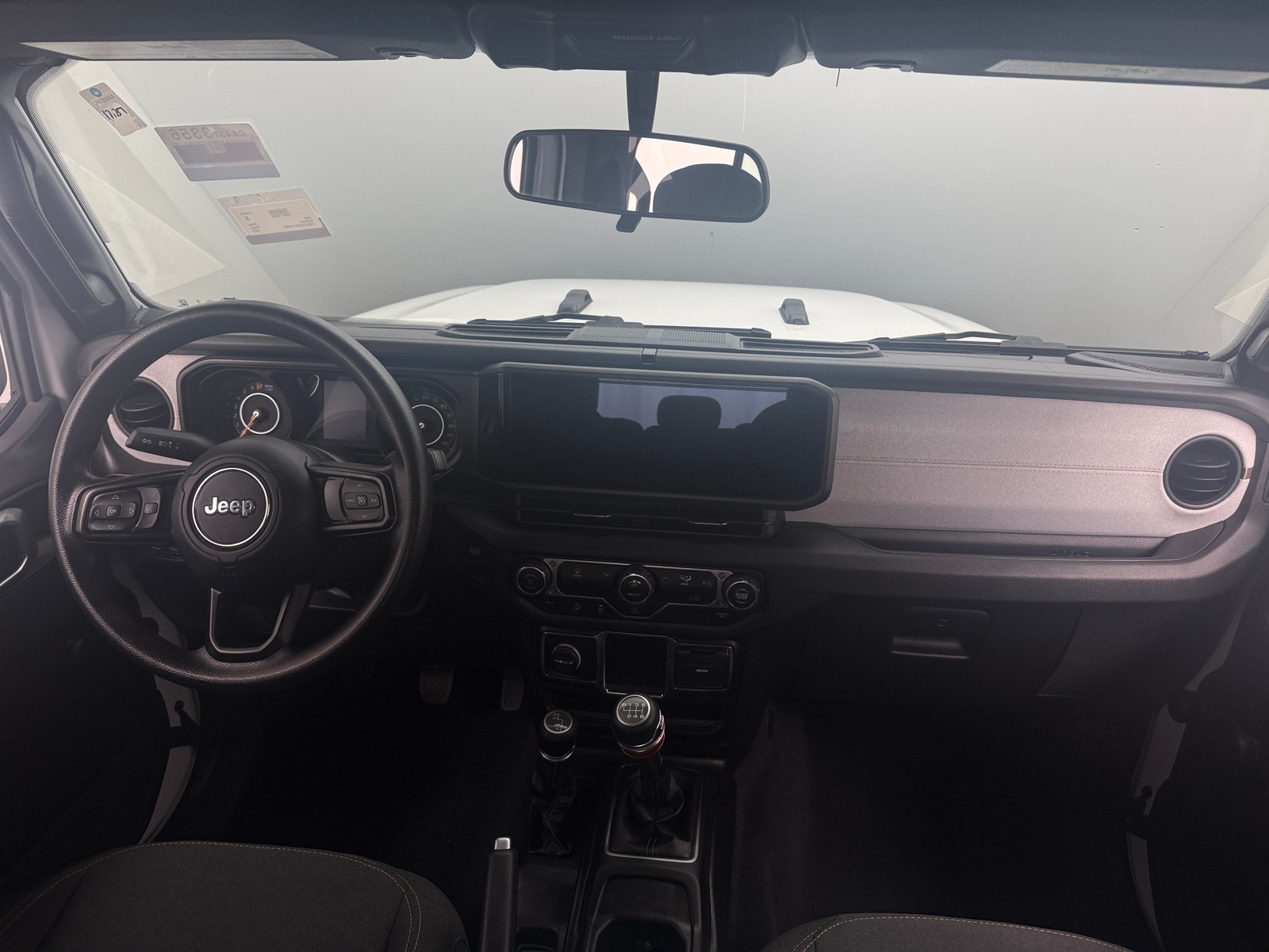 Thumbnail: 2024 Jeep Gladiator - 3