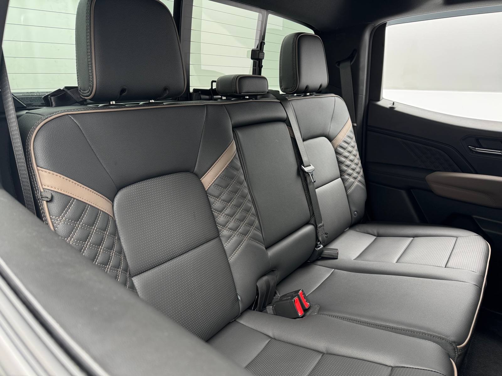 Thumbnail: 2025 GMC Canyon - 5