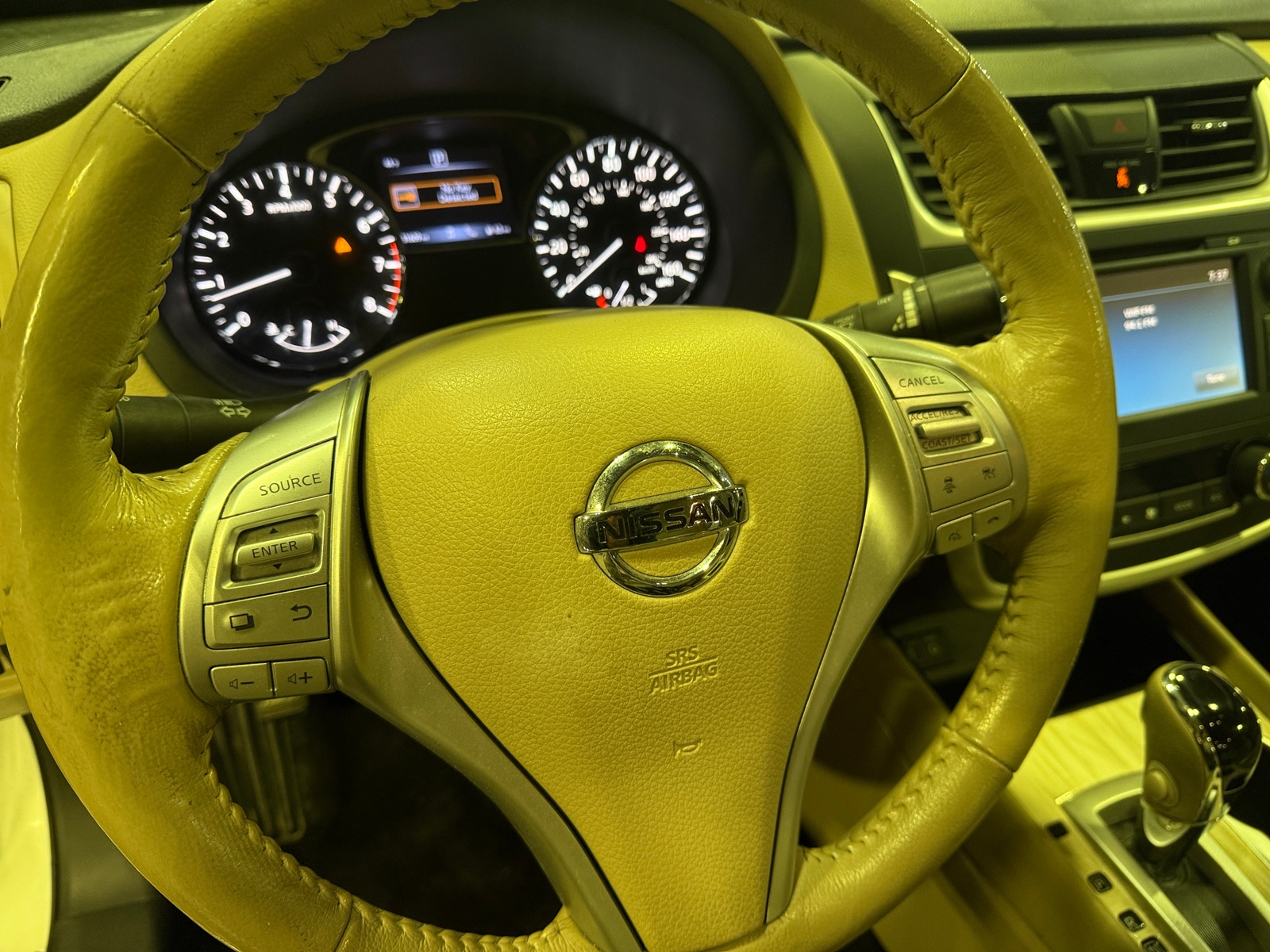 Thumbnail: 2017 Nissan Altima - 4