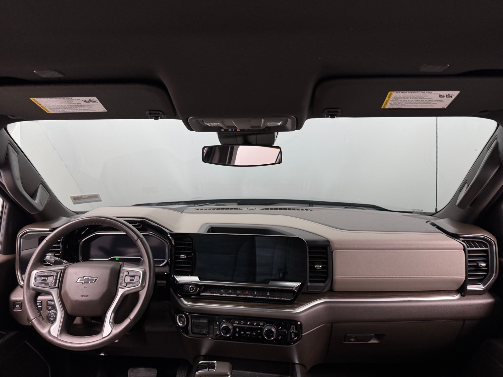 Thumbnail: 2022 Chevrolet Silverado 1500 - 3
