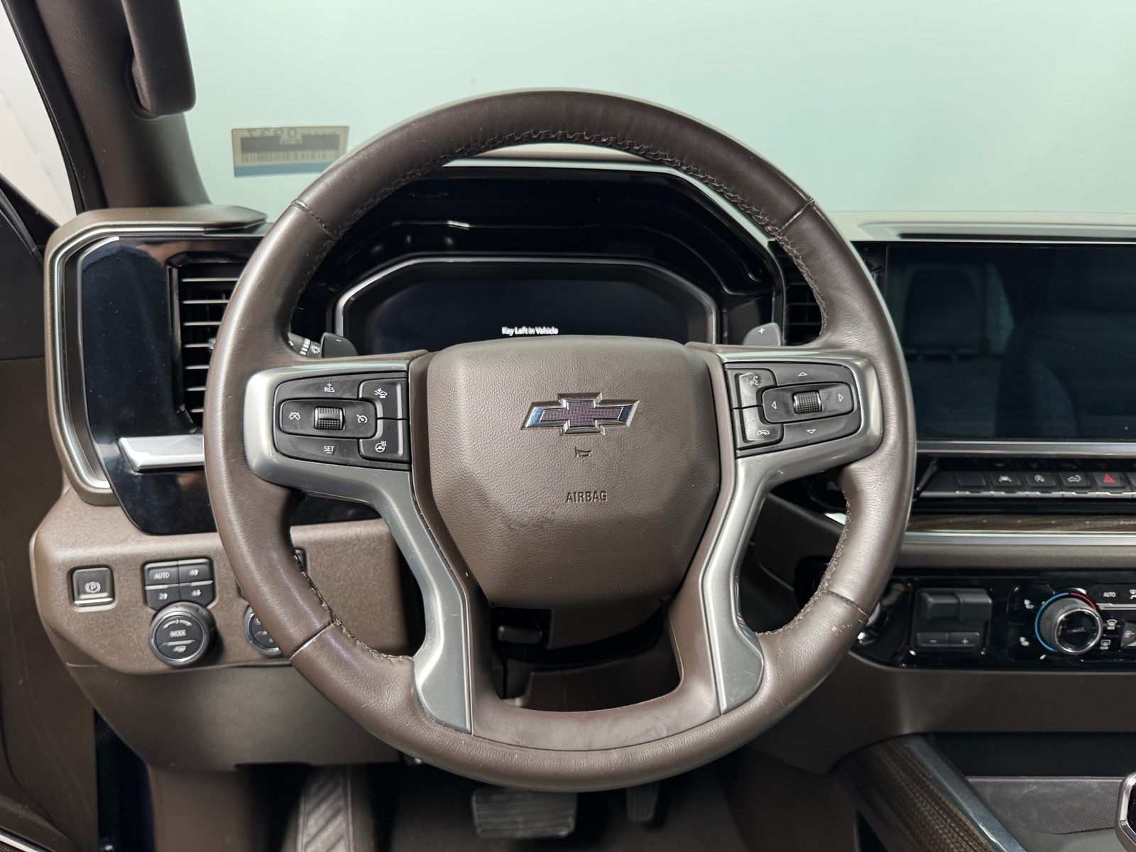 Thumbnail: 2022 Chevrolet Silverado 1500 - 5