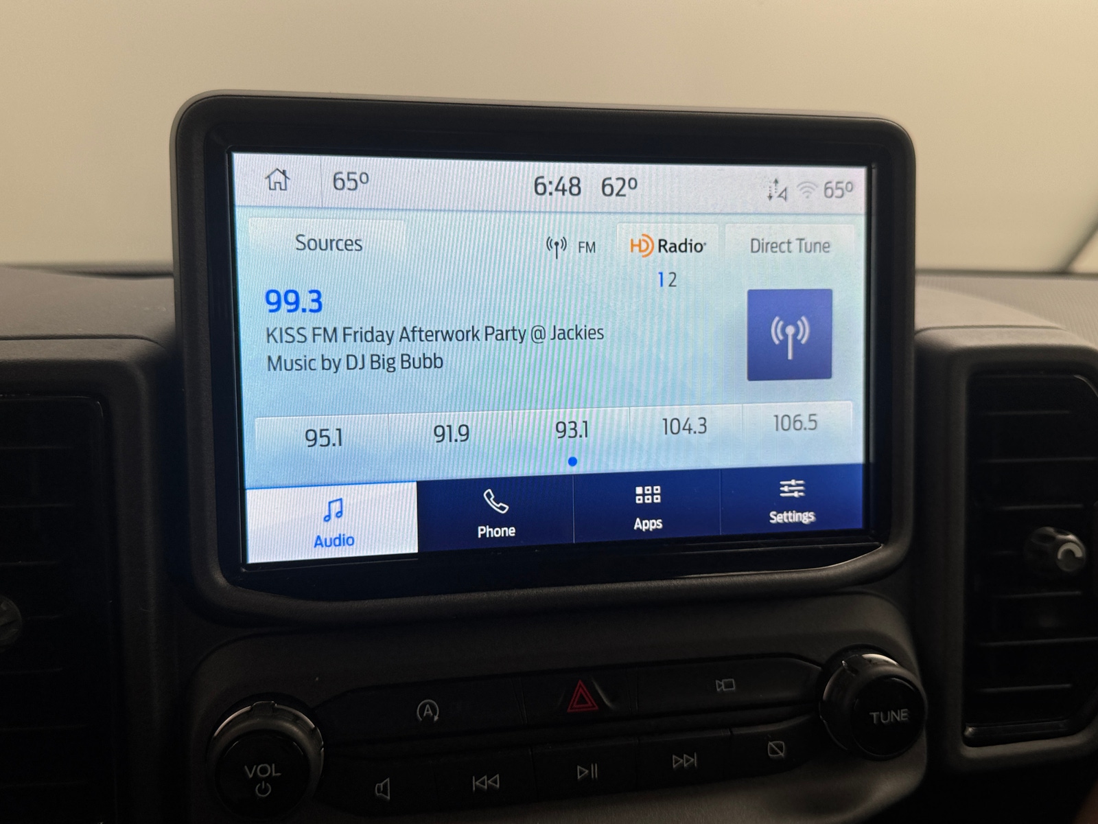 Thumbnail: 2022 Ford Bronco Sport - 4