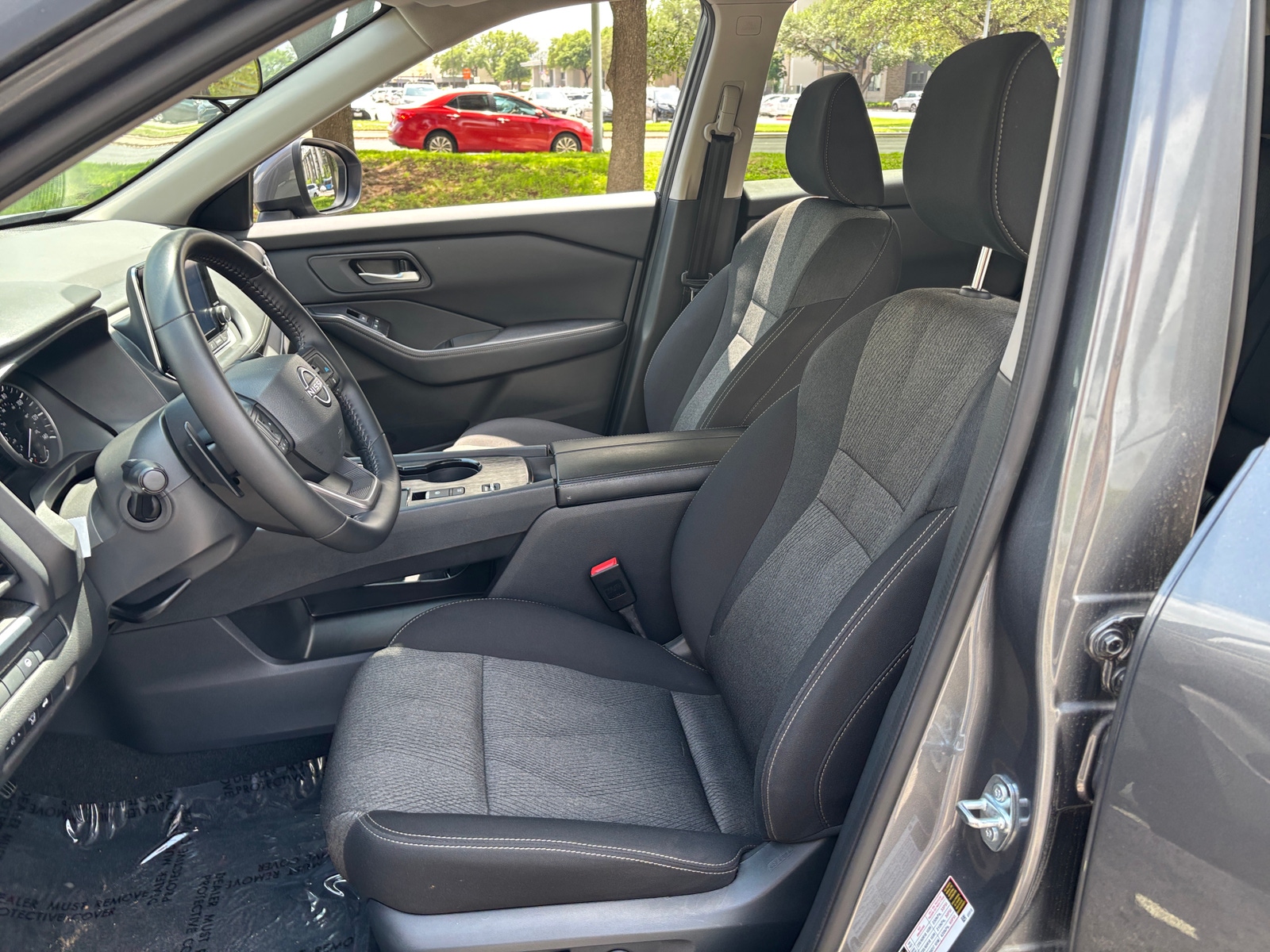 Thumbnail: 2025 Nissan Rogue - 2