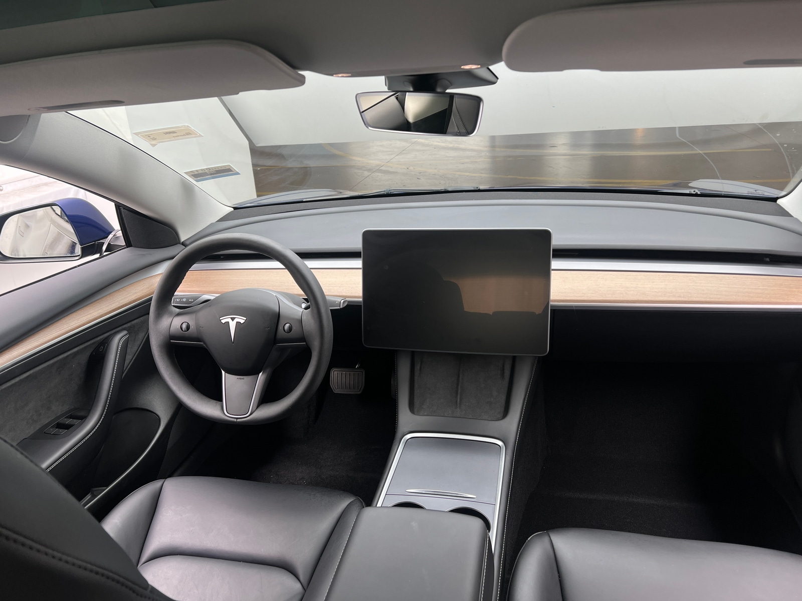 Thumbnail: 2023 Tesla Model 3 - 2