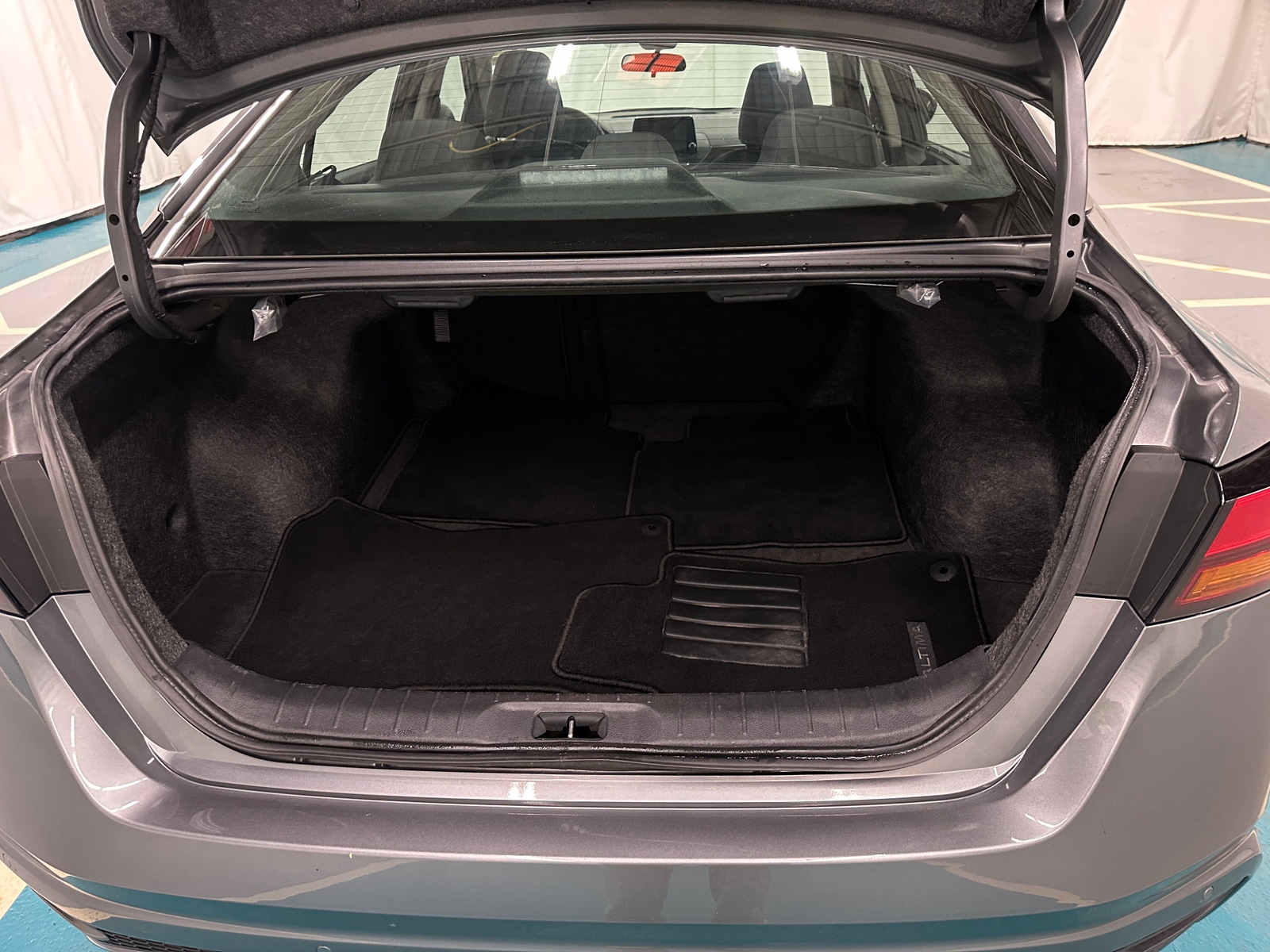 Thumbnail: 2025 Nissan Altima - 7