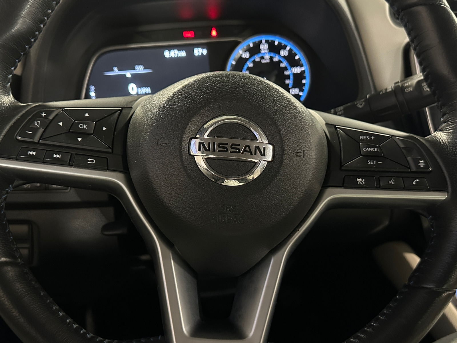 Thumbnail: 2018 Nissan Leaf - 4