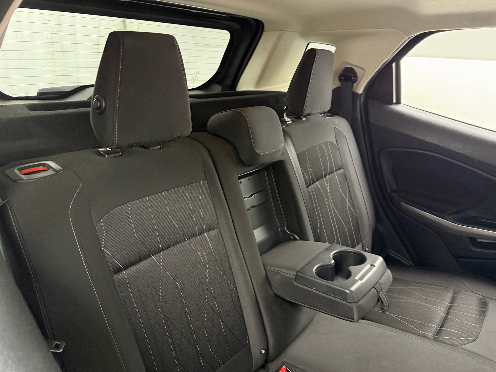 Thumbnail: 2021 Ford EcoSport - 6