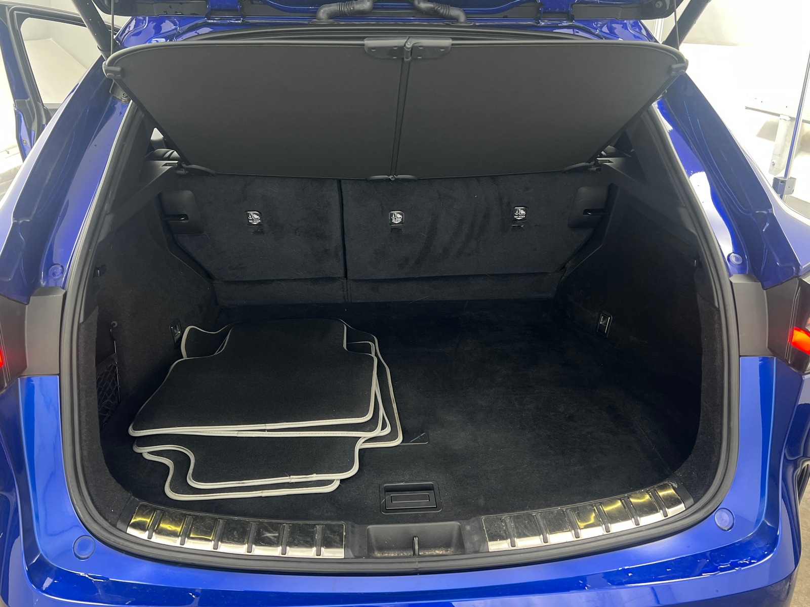 Thumbnail: 2022 Lexus NX - 6