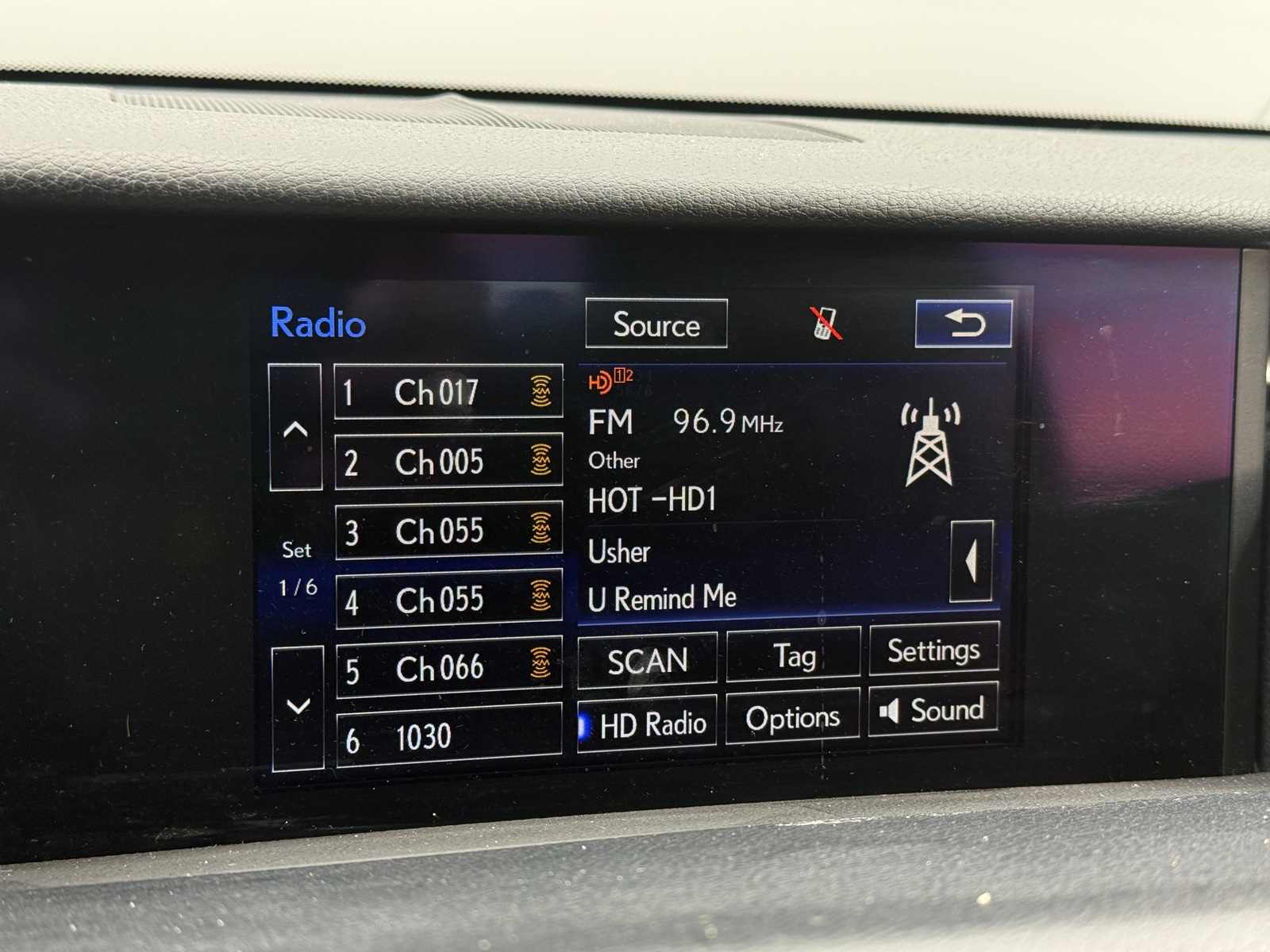 Thumbnail: 2016 Lexus RC - 2