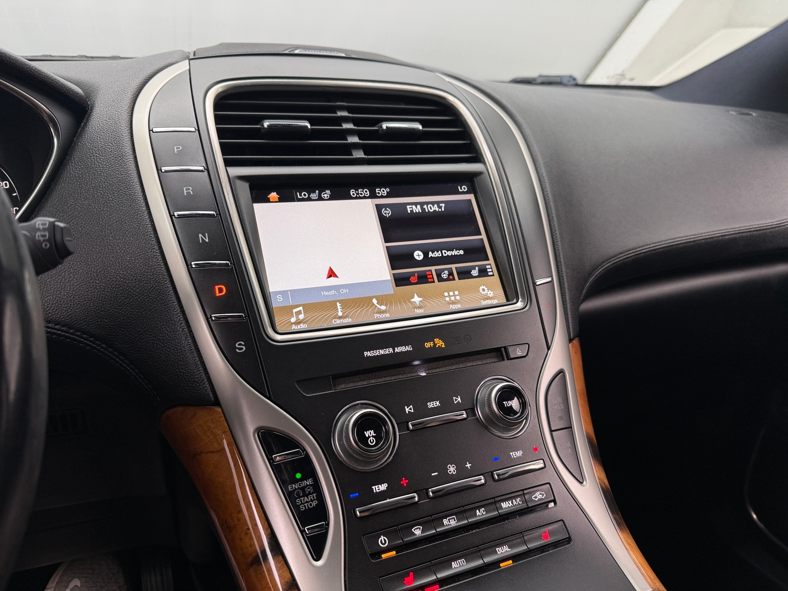 Thumbnail: 2018 Lincoln MKX - 3