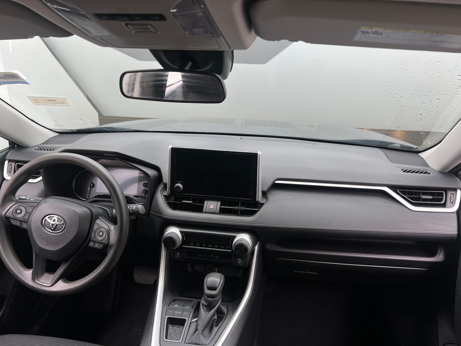 Thumbnail: 2024 Toyota RAV4 - 3