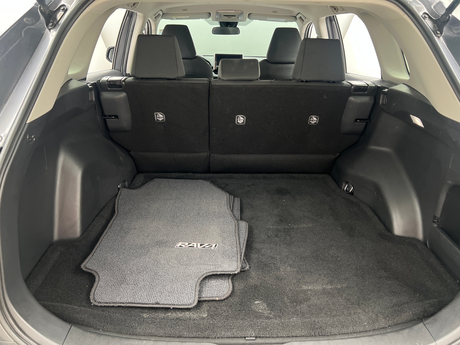 Thumbnail: 2024 Toyota RAV4 - 7