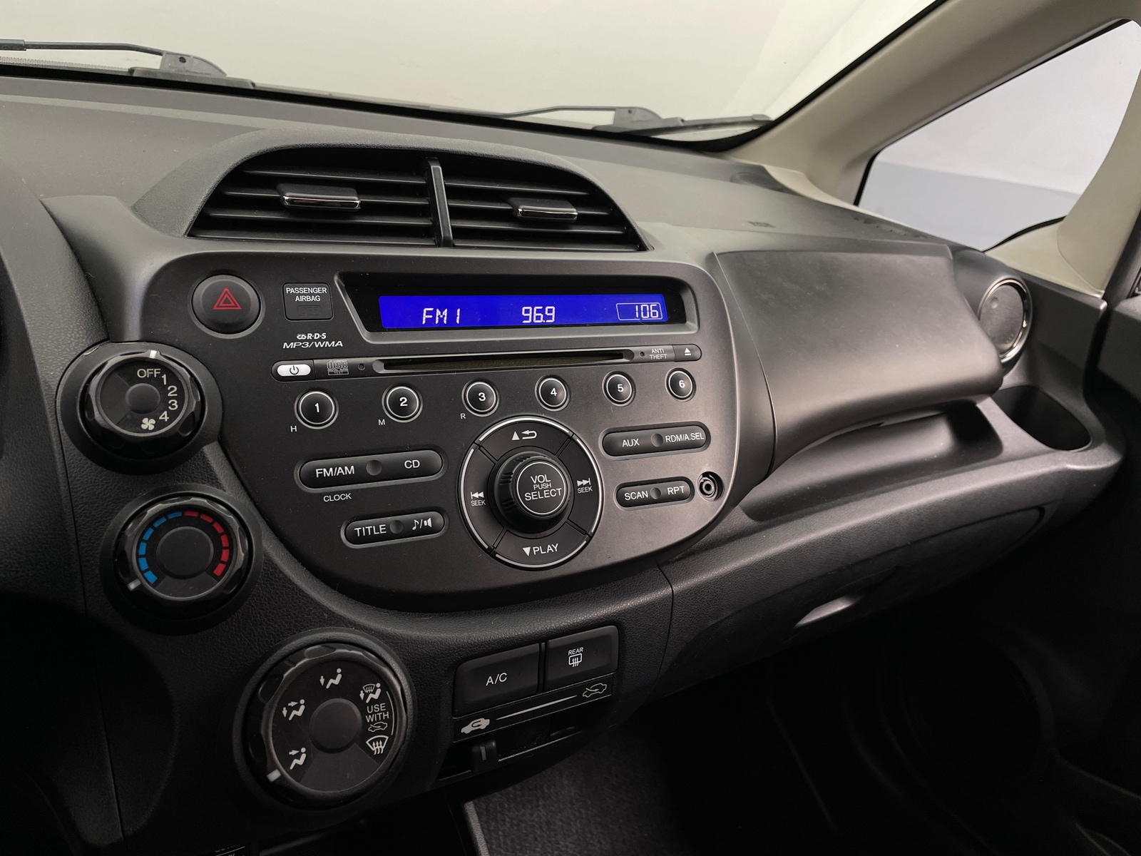 Thumbnail: 2013 Honda Fit - 4