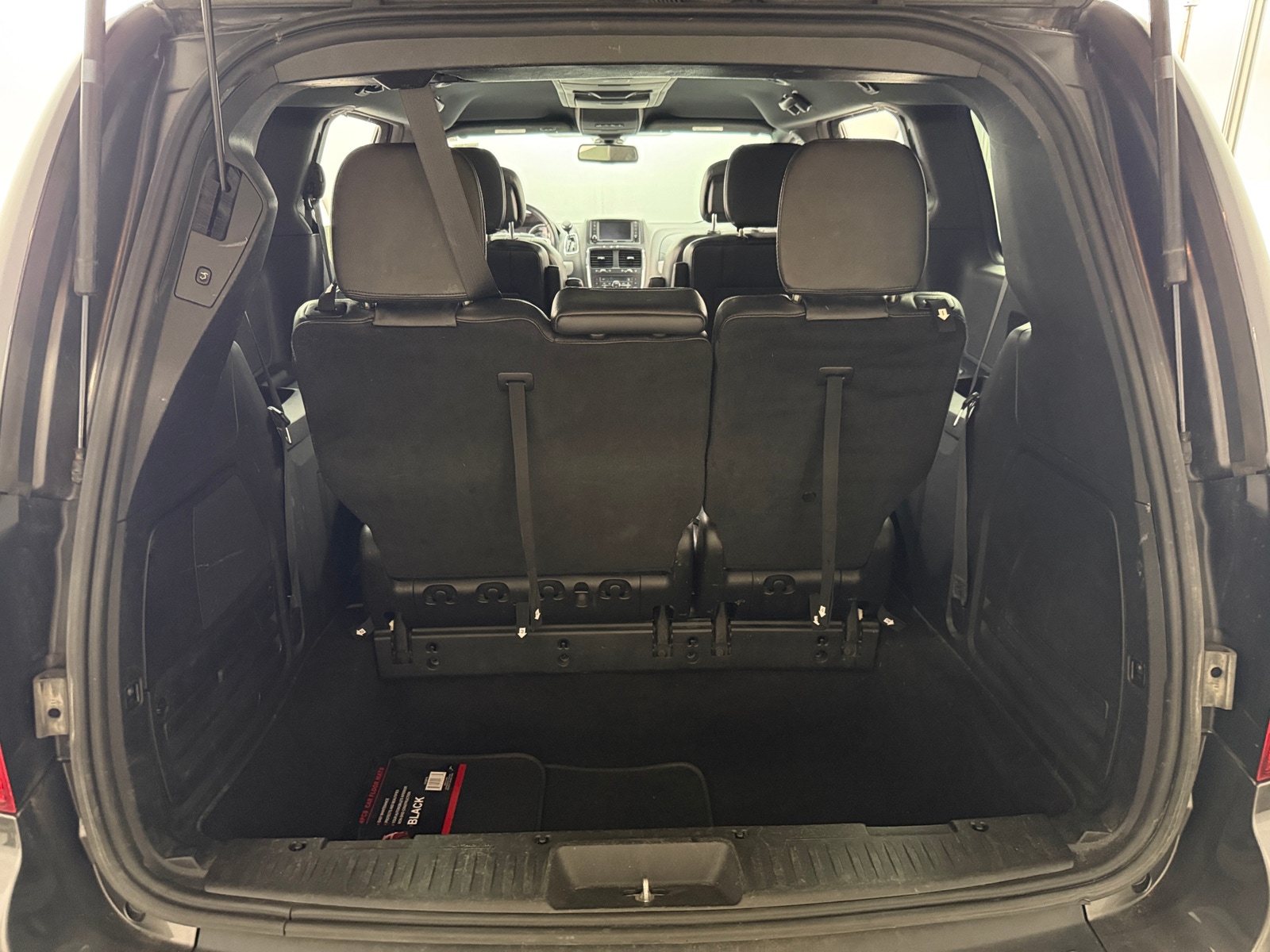 Thumbnail: 2019 Dodge Grand Caravan - 6