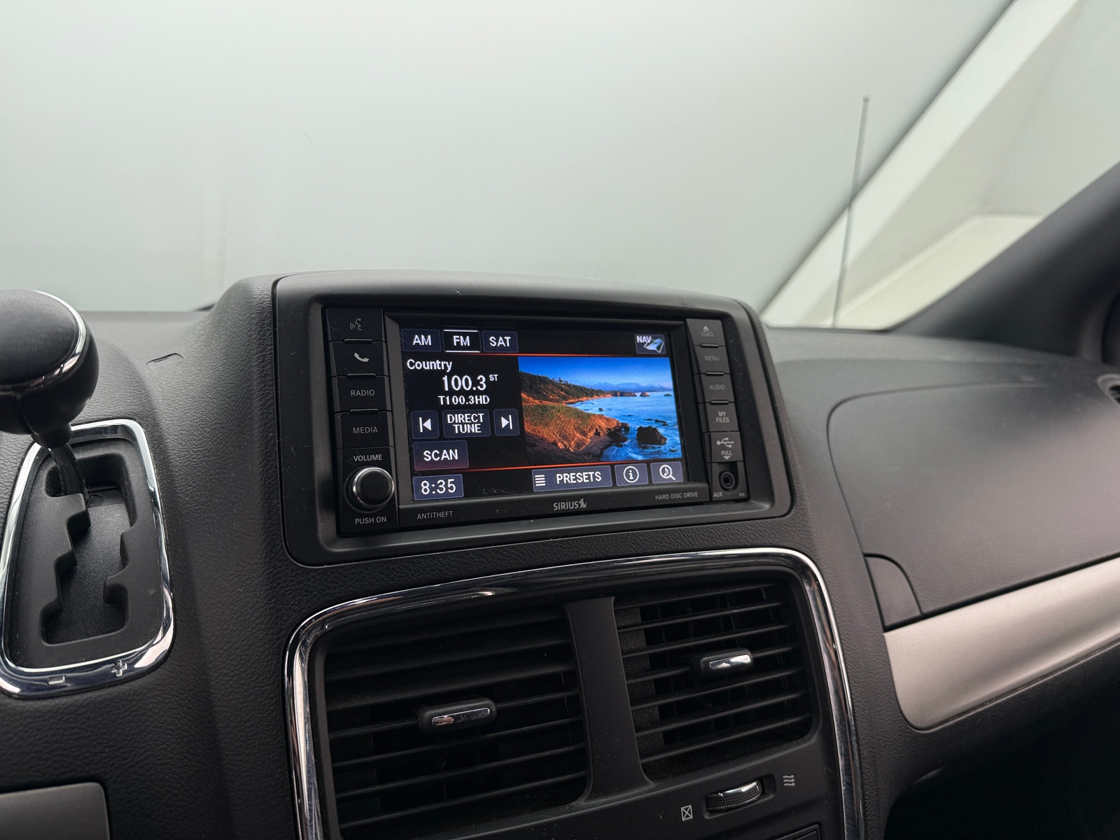 Thumbnail: 2019 Dodge Grand Caravan - 3