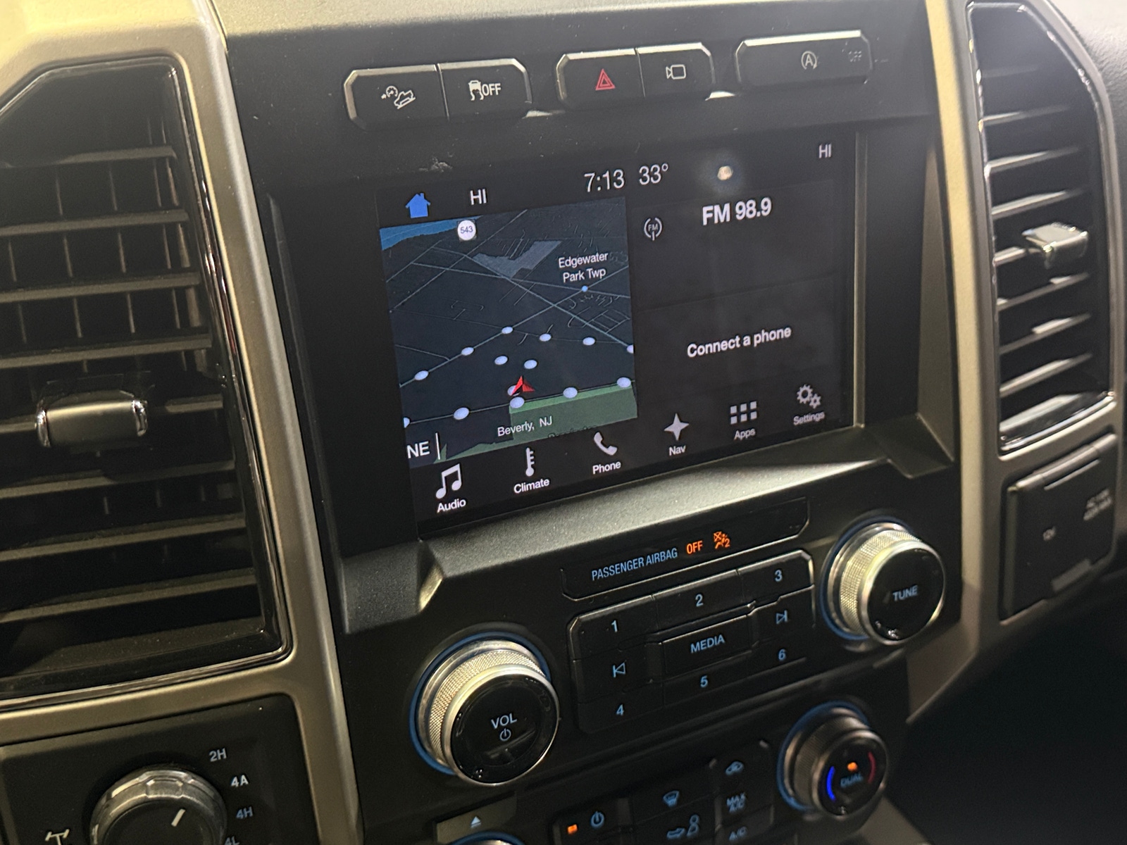 Thumbnail: 2018 Ford Econoline - 3