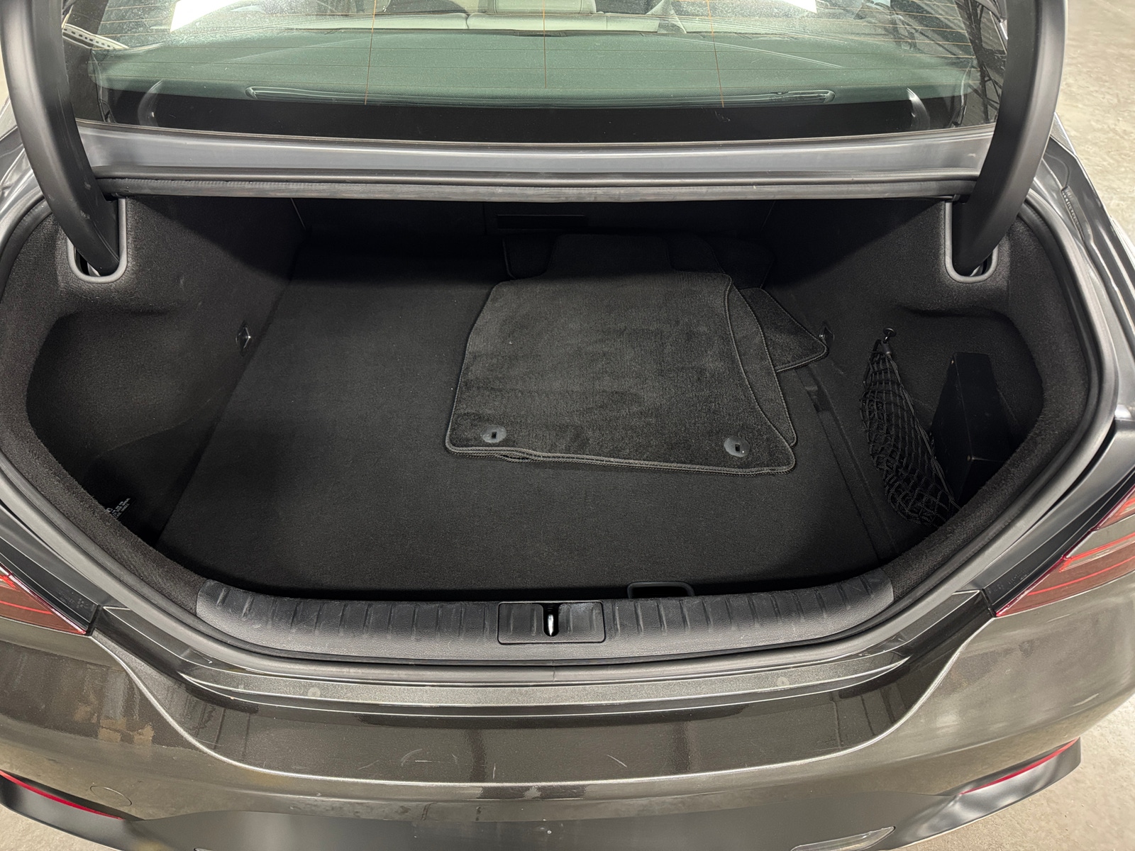 Thumbnail: 2025 Genesis G70 - 6