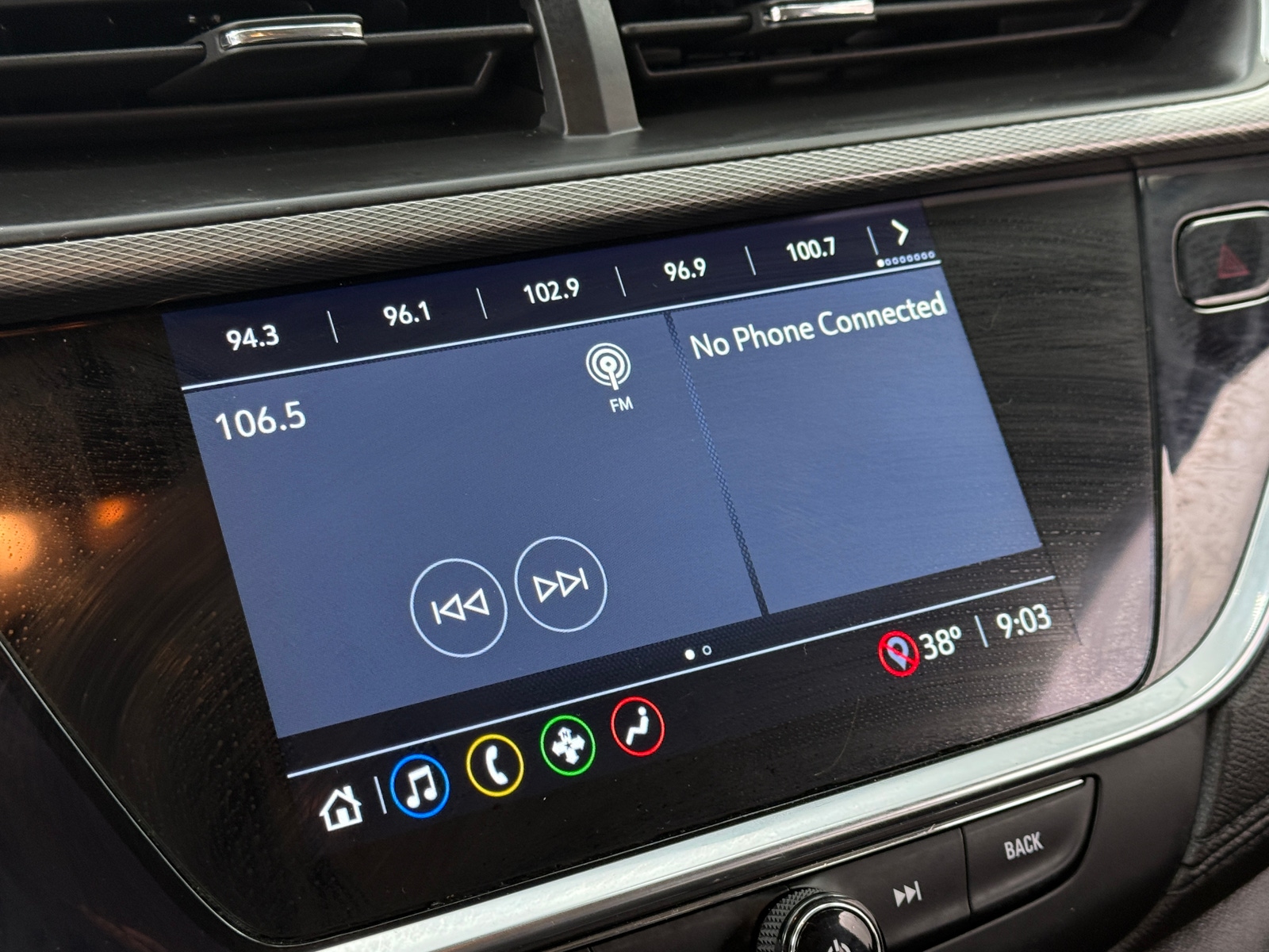 Thumbnail: 2023 Buick Encore GX - 4