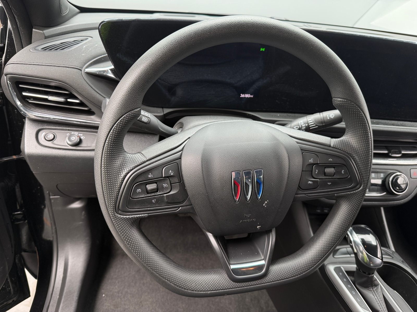 Thumbnail: 2025 Buick Envista - 4