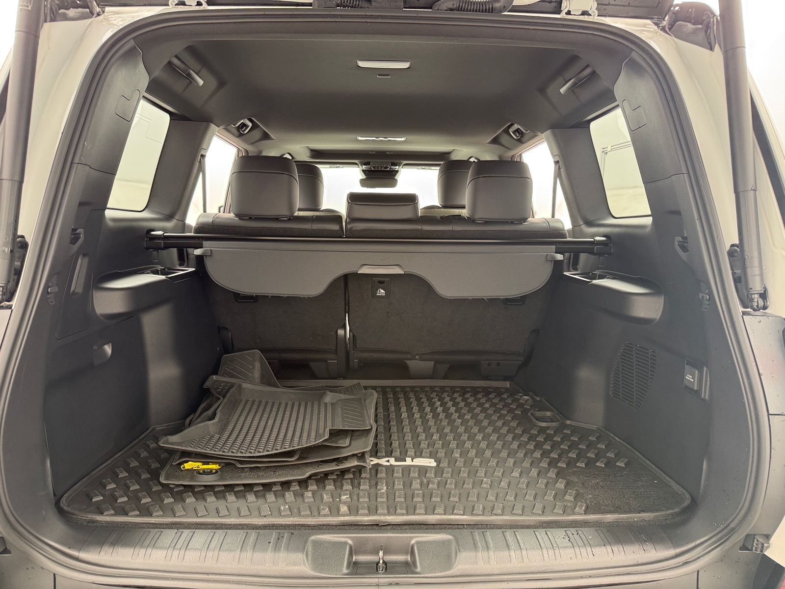 Thumbnail: 2024 Lexus GX - 6