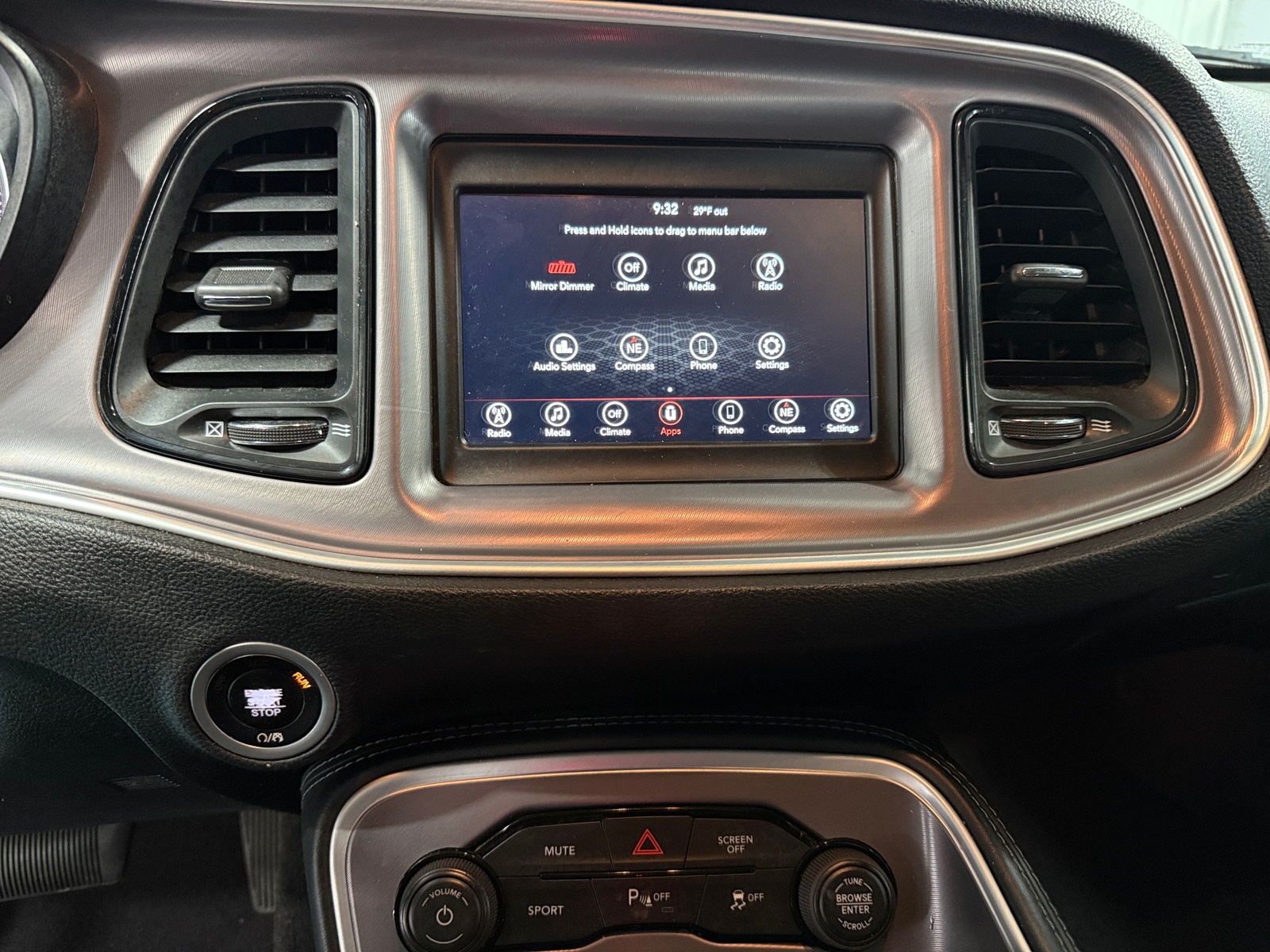 Thumbnail: 2022 Dodge Challenger - 3