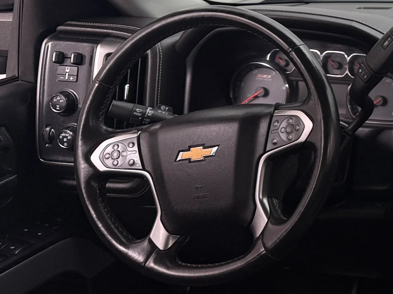 Thumbnail: 2015 Chevrolet Silverado 2500 - 4