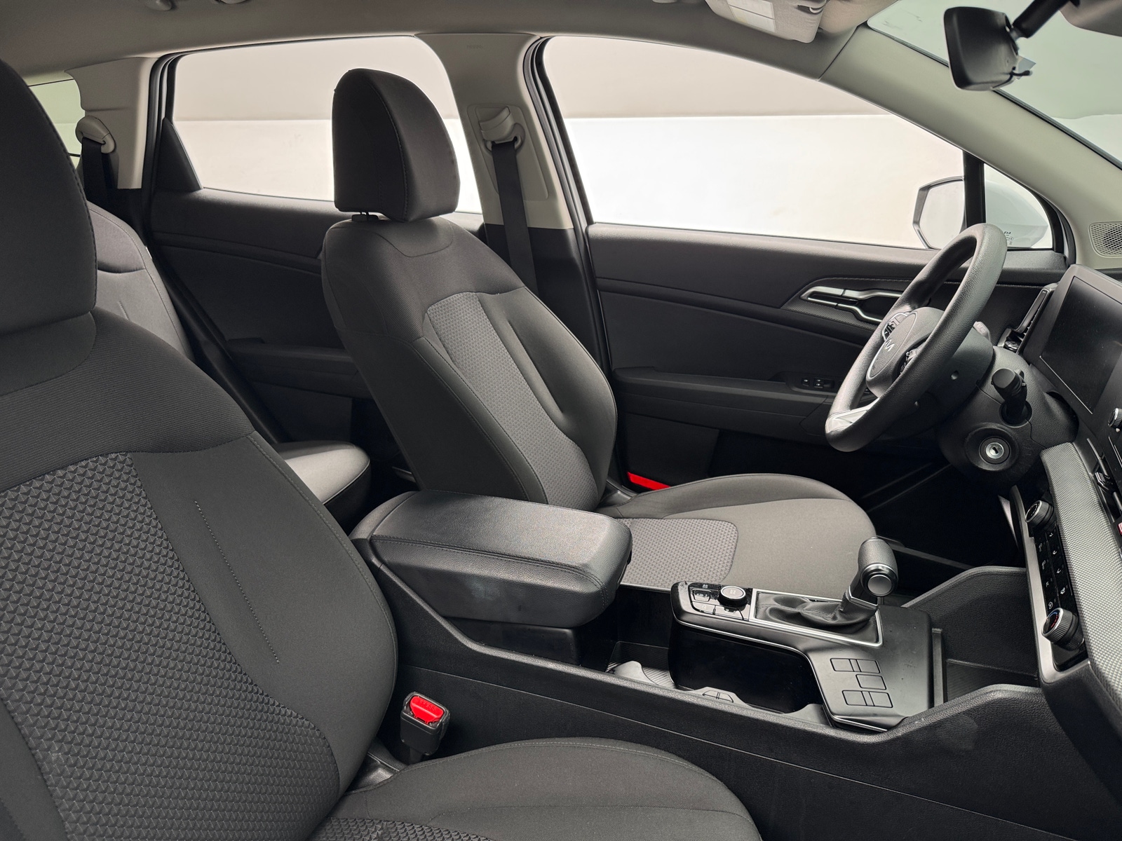 Thumbnail: 2025 Kia Sportage - 2