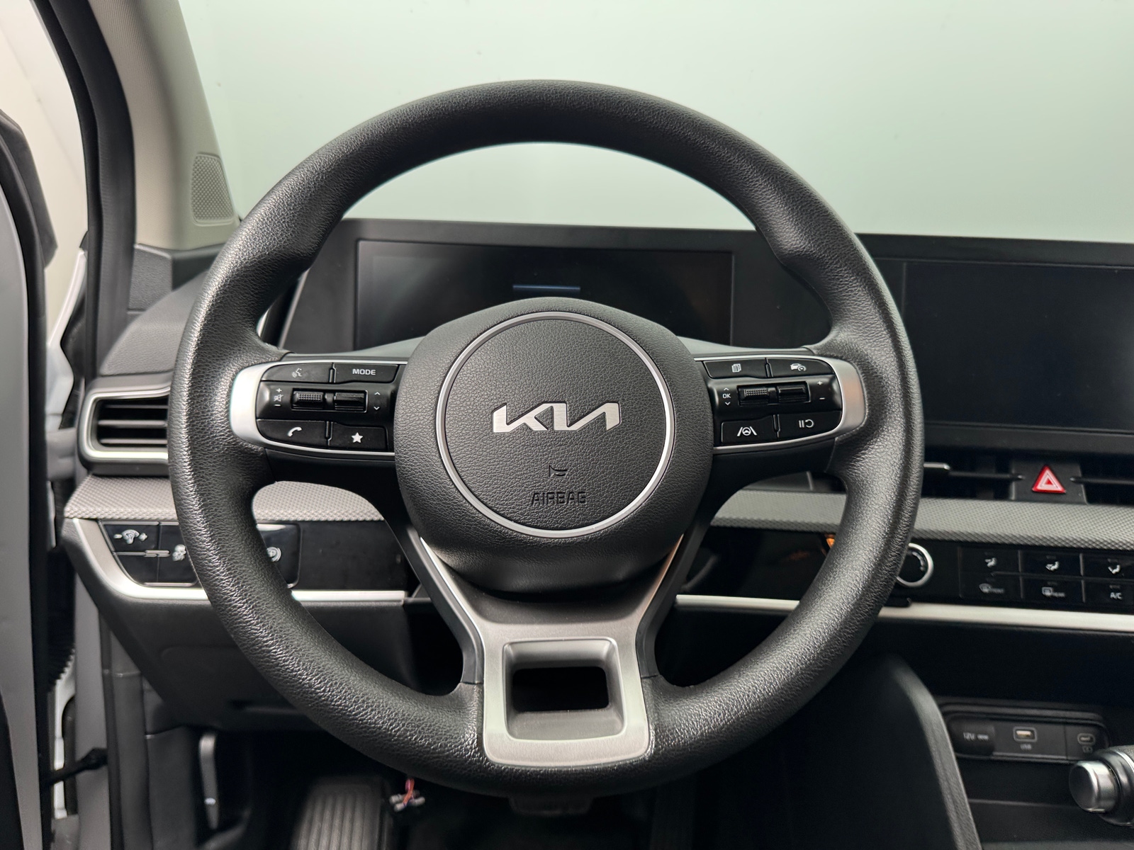 Thumbnail: 2025 Kia Sportage - 5