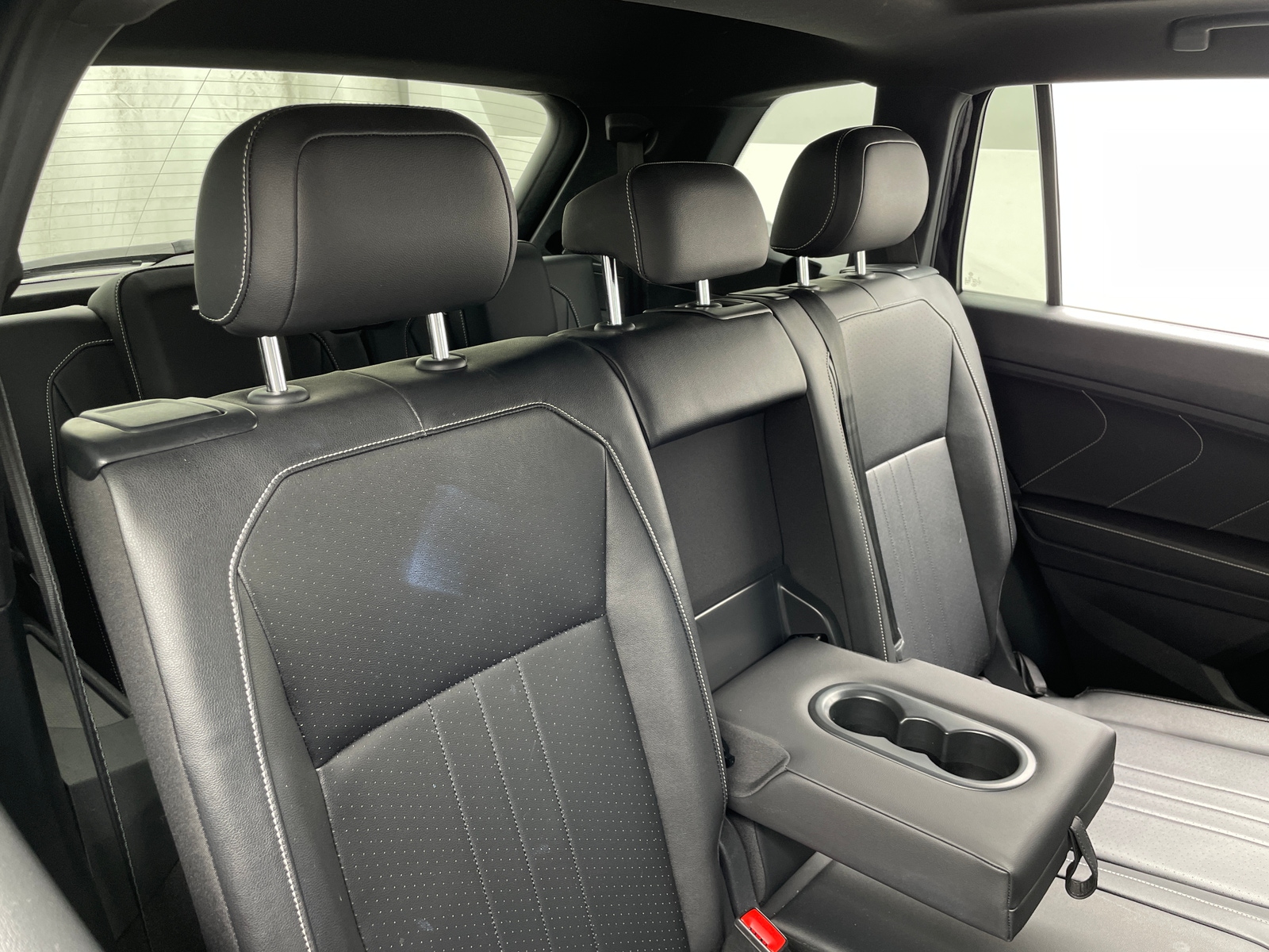 Thumbnail: 2022 Volkswagen Tiguan - 5