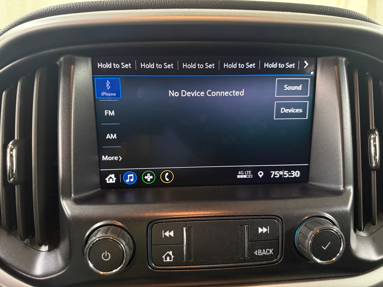 Thumbnail: 2021 Chevrolet Colorado - 4