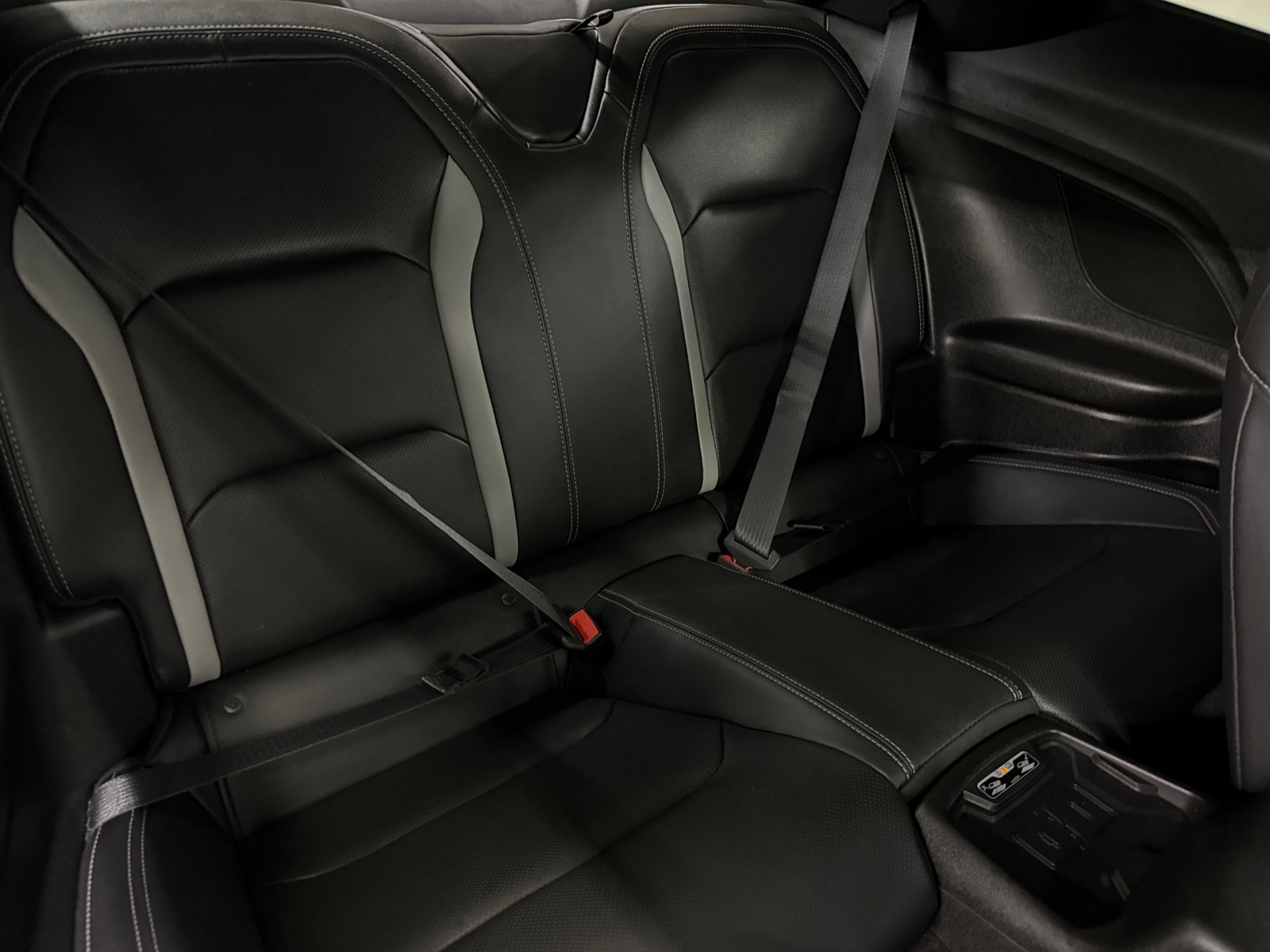 Thumbnail: 2018 Chevrolet Camaro - 5