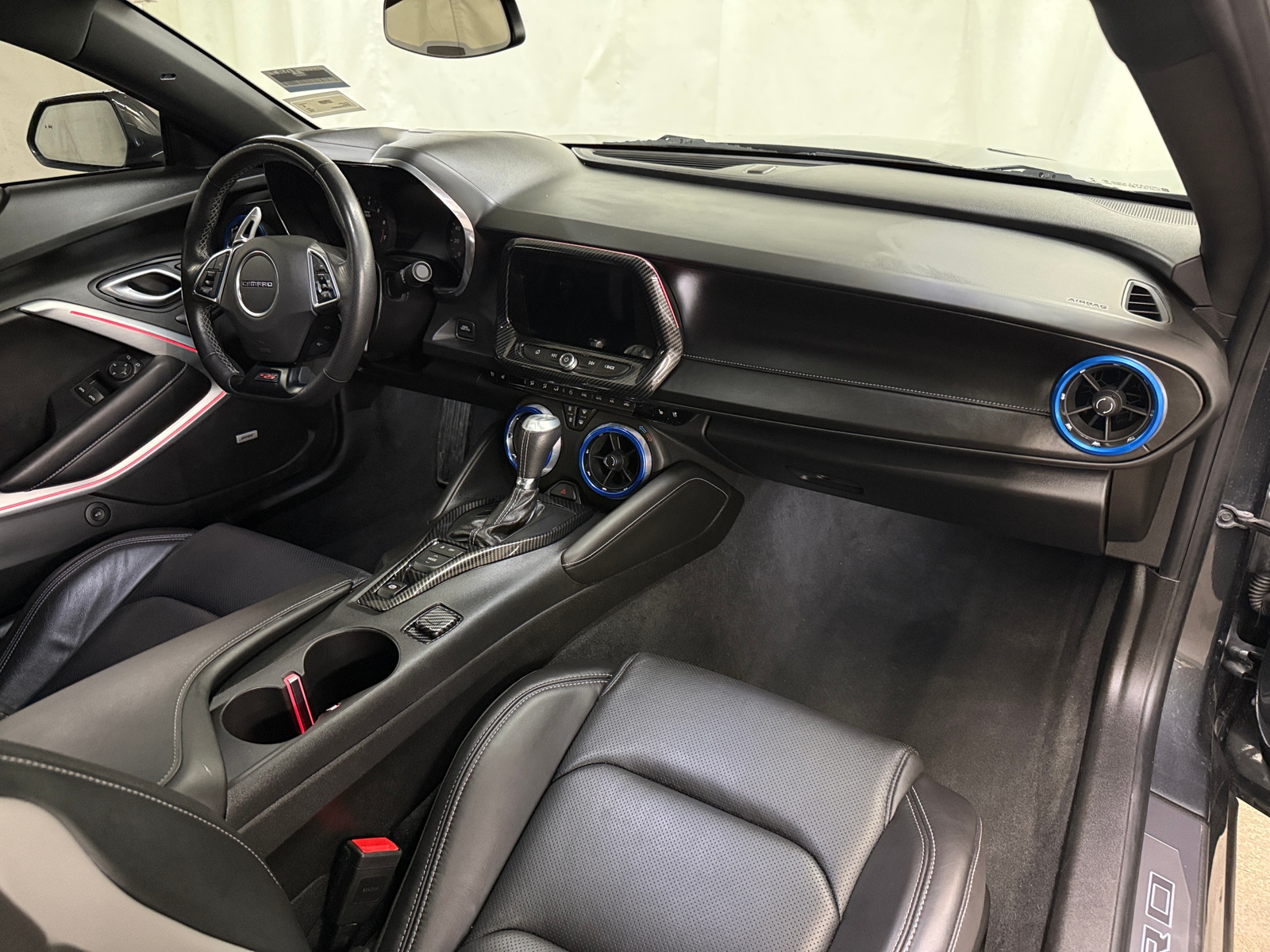 Thumbnail: 2018 Chevrolet Camaro - 2