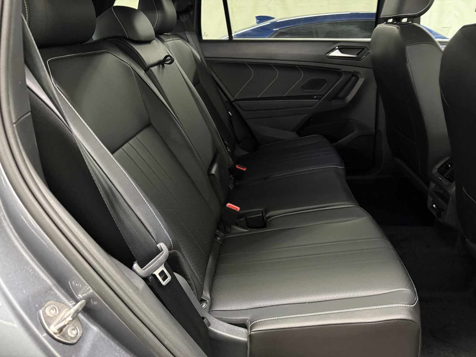 Thumbnail: 2024 Volkswagen Tiguan - 5